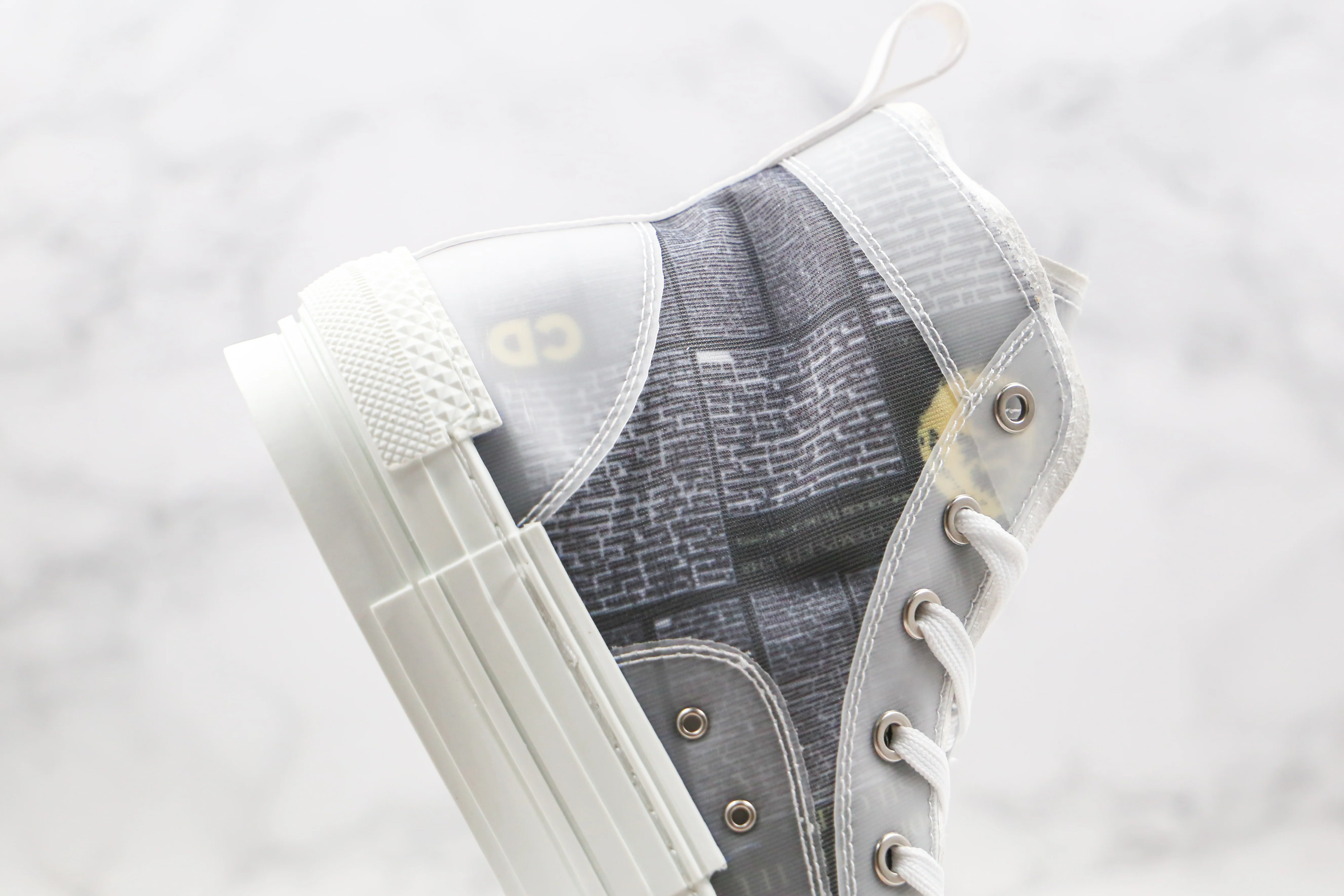 Réplica DIOR HIGH NEWS Sneaker