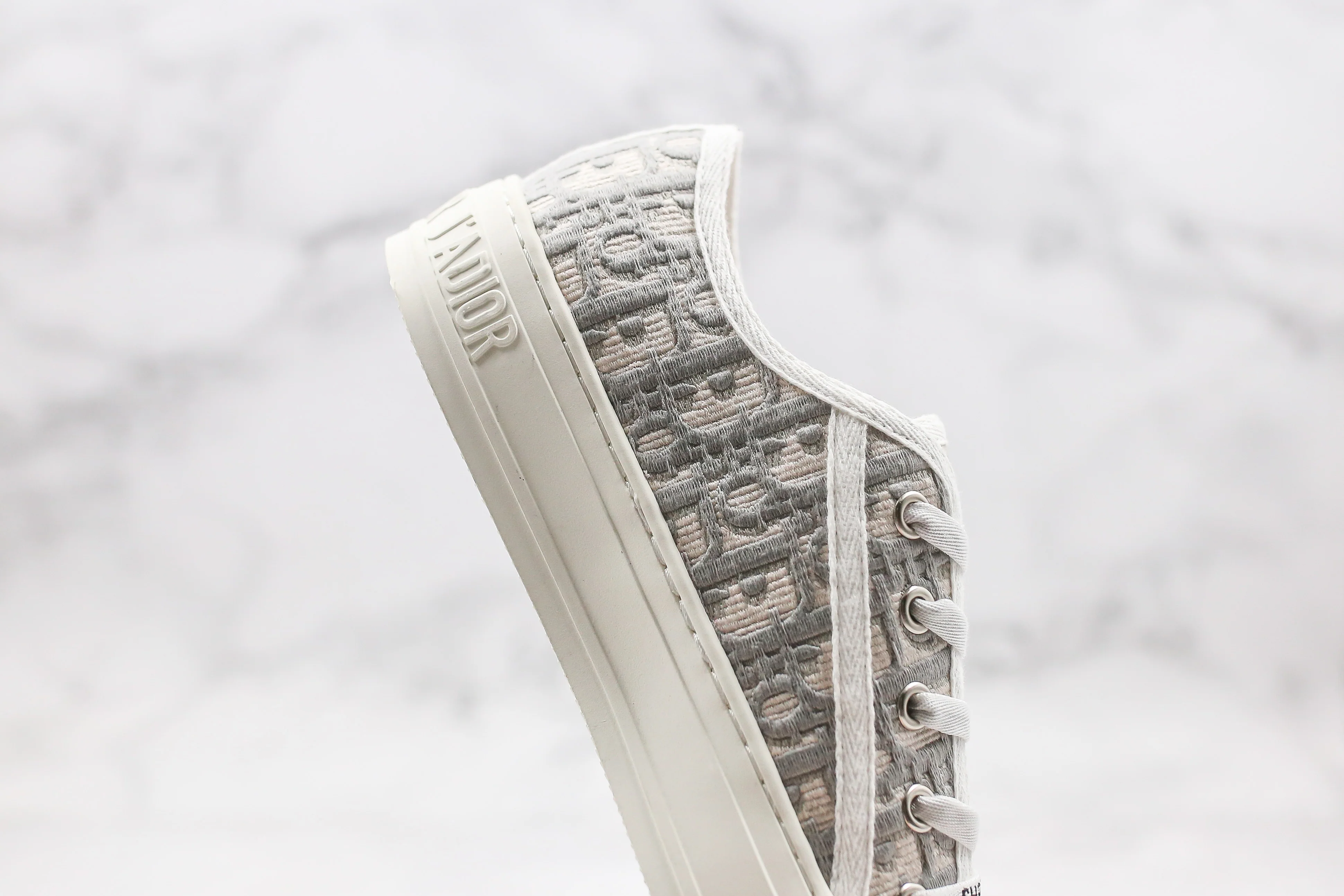 Réplica DIOR LOW VELVET GREY Sneaker