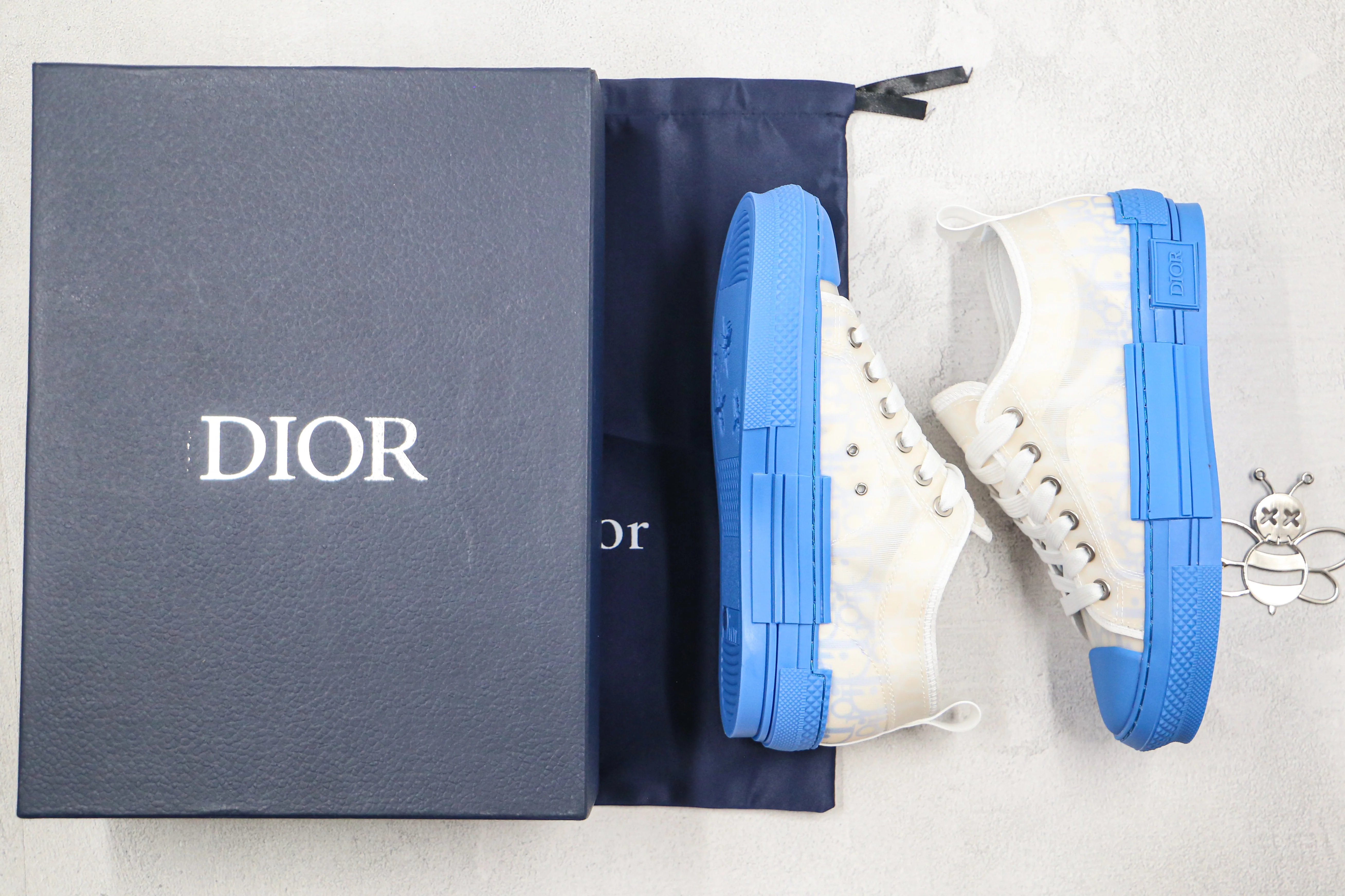 Réplica DIOR LOW WHITE BLUE SKY Sneaker