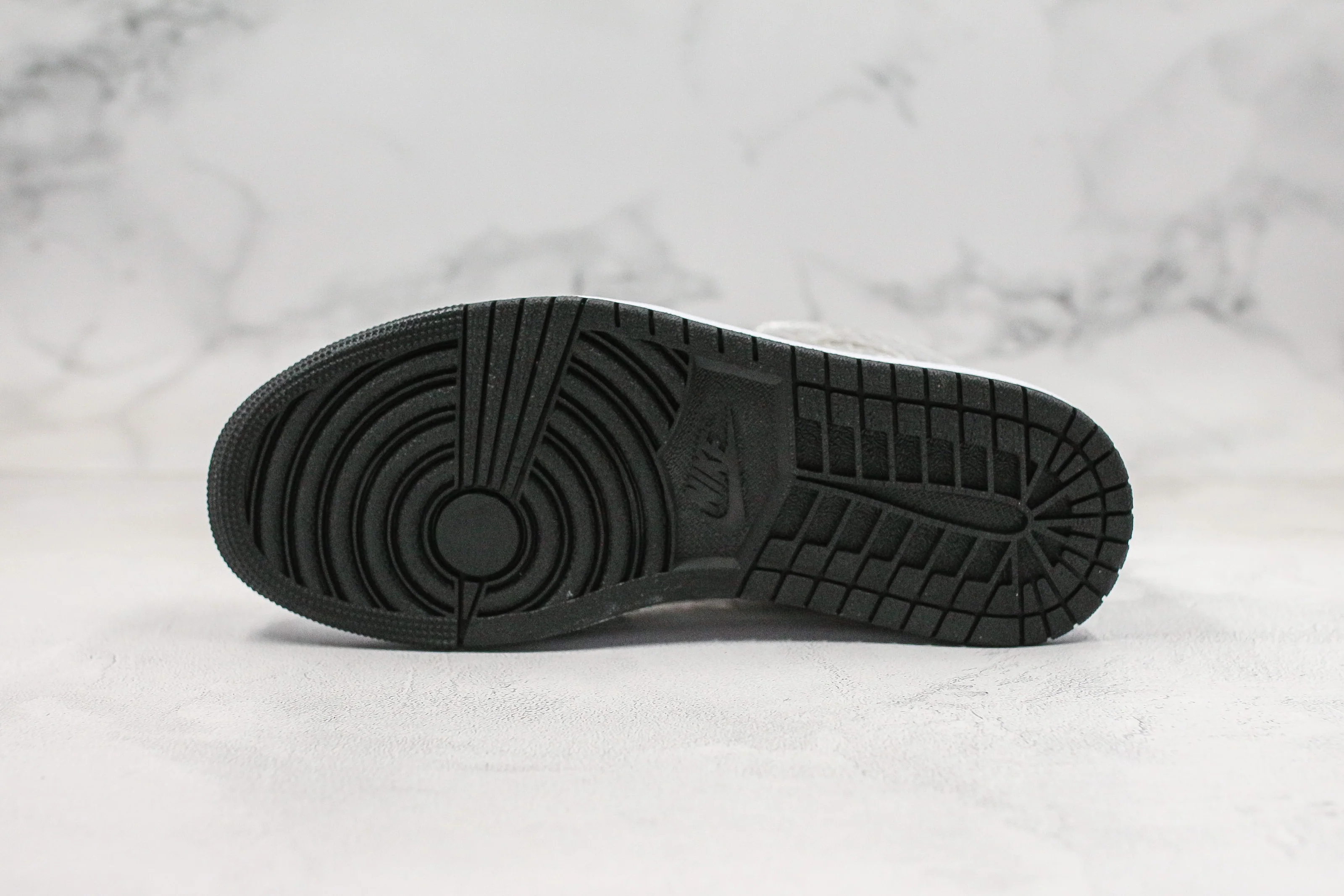 Réplica AIR JORDAN 1 mid Sneaker