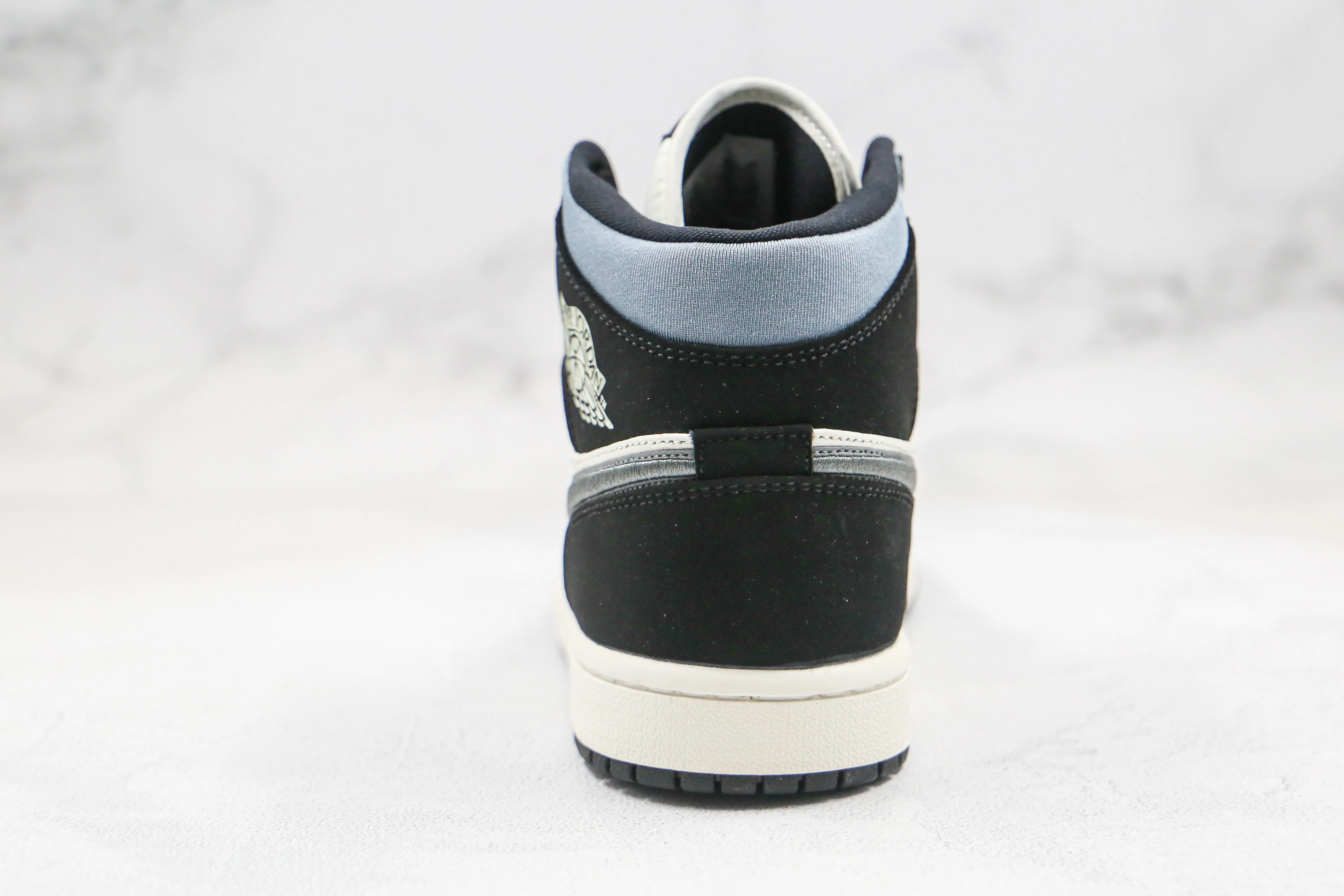 Réplica AIR JORDAN 1 mid Sneaker