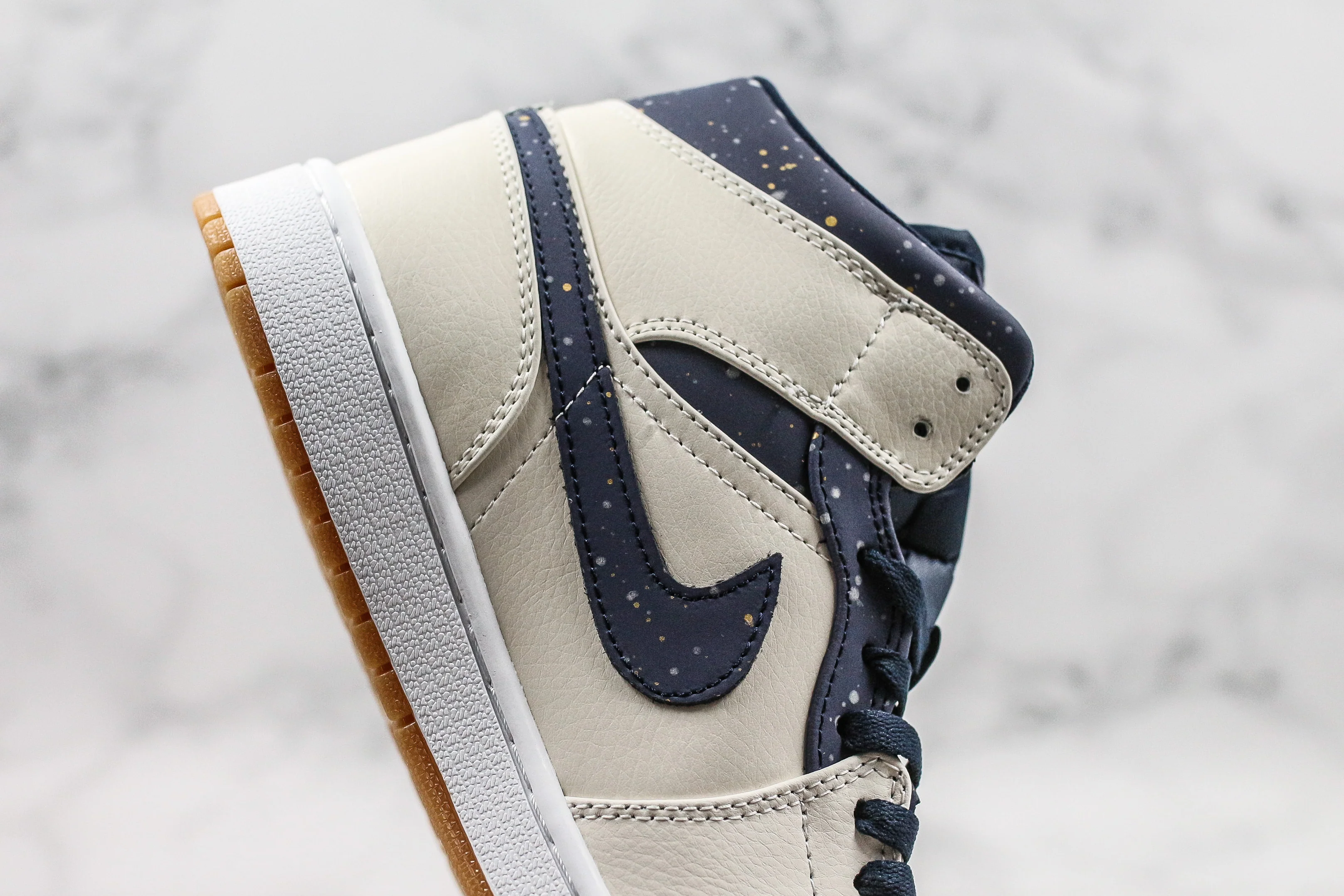 Réplica AIR JORDAN 1 mid Sneaker