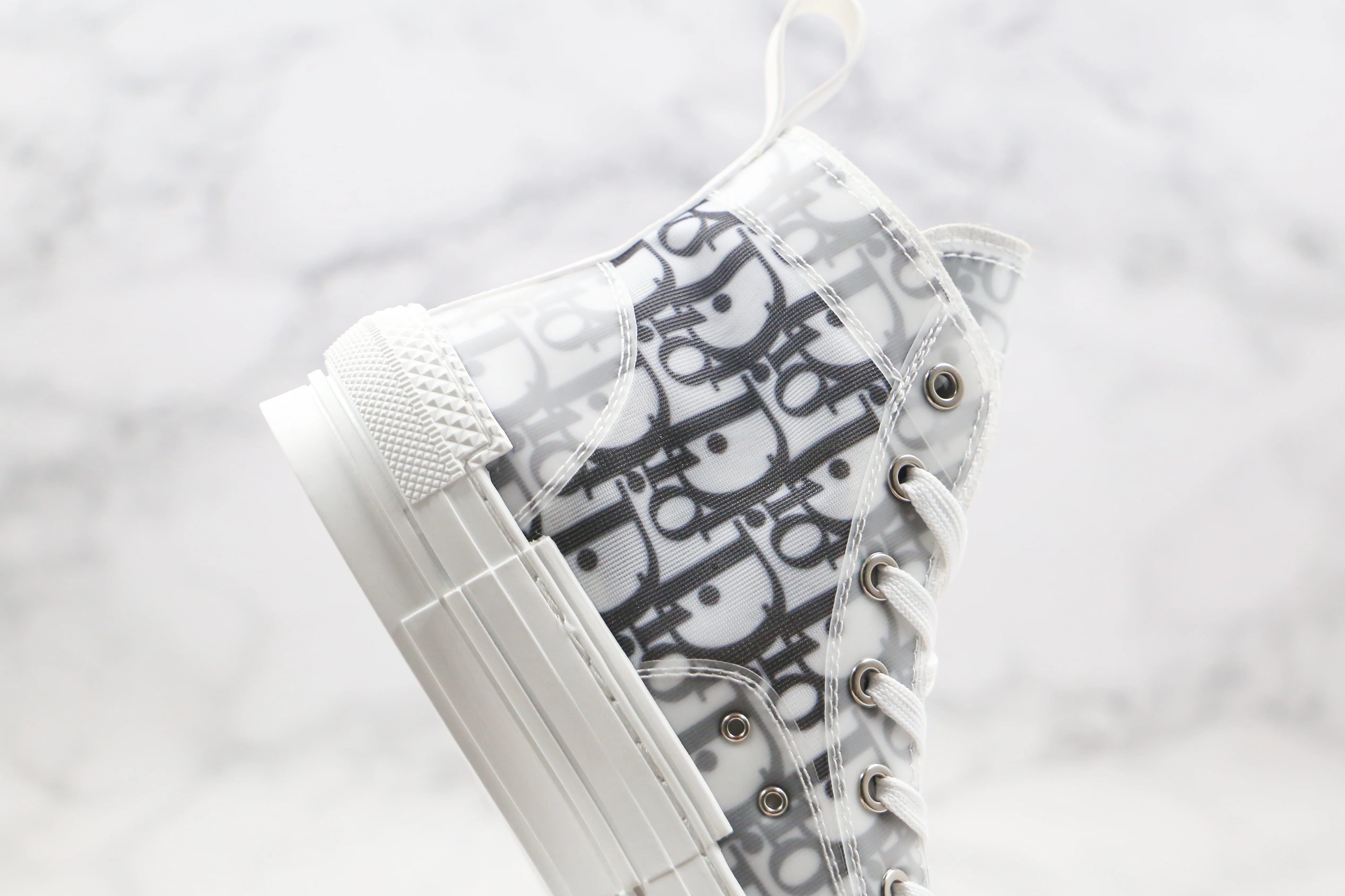 Réplica DIOR HIGH SKULL Nike Sneaker