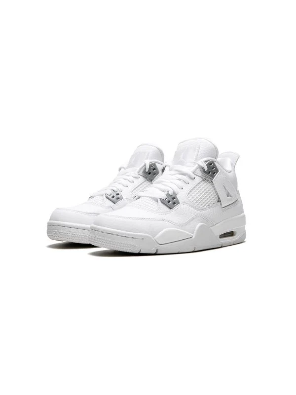 Réplica AIR JORDAN 4  “ Silver metallic Sneaker