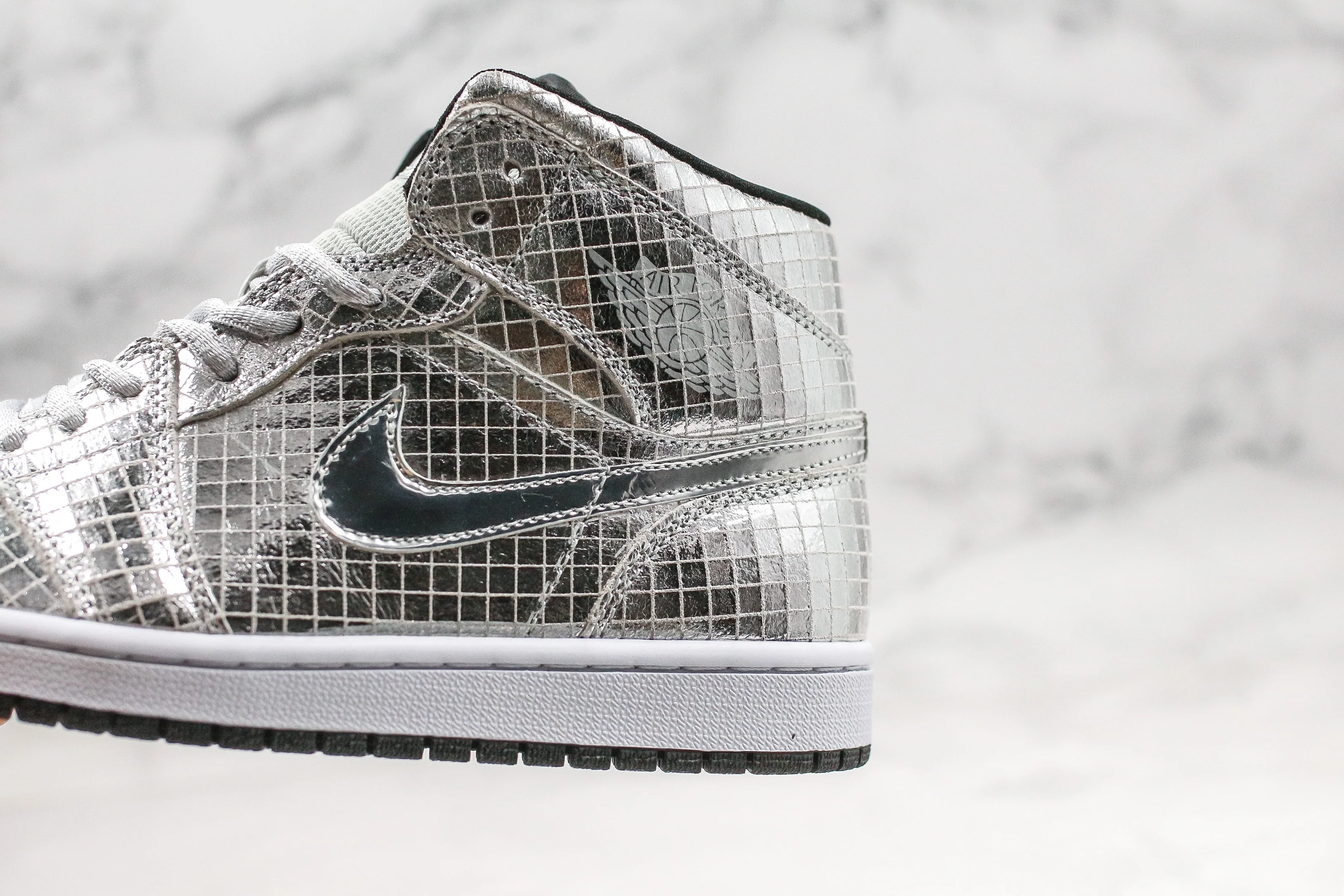 Réplica AIR JORDAN 1 mid Sneaker