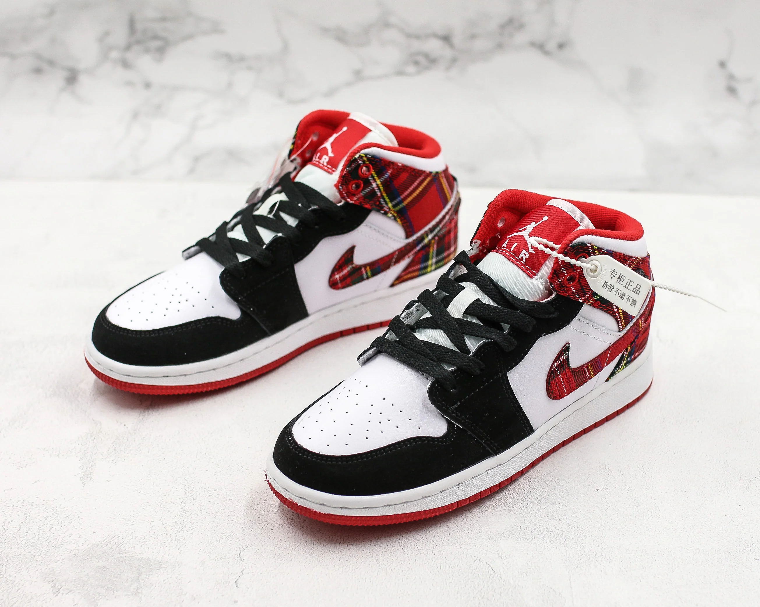 Réplica AIR JORDAN 1 mid Sneaker