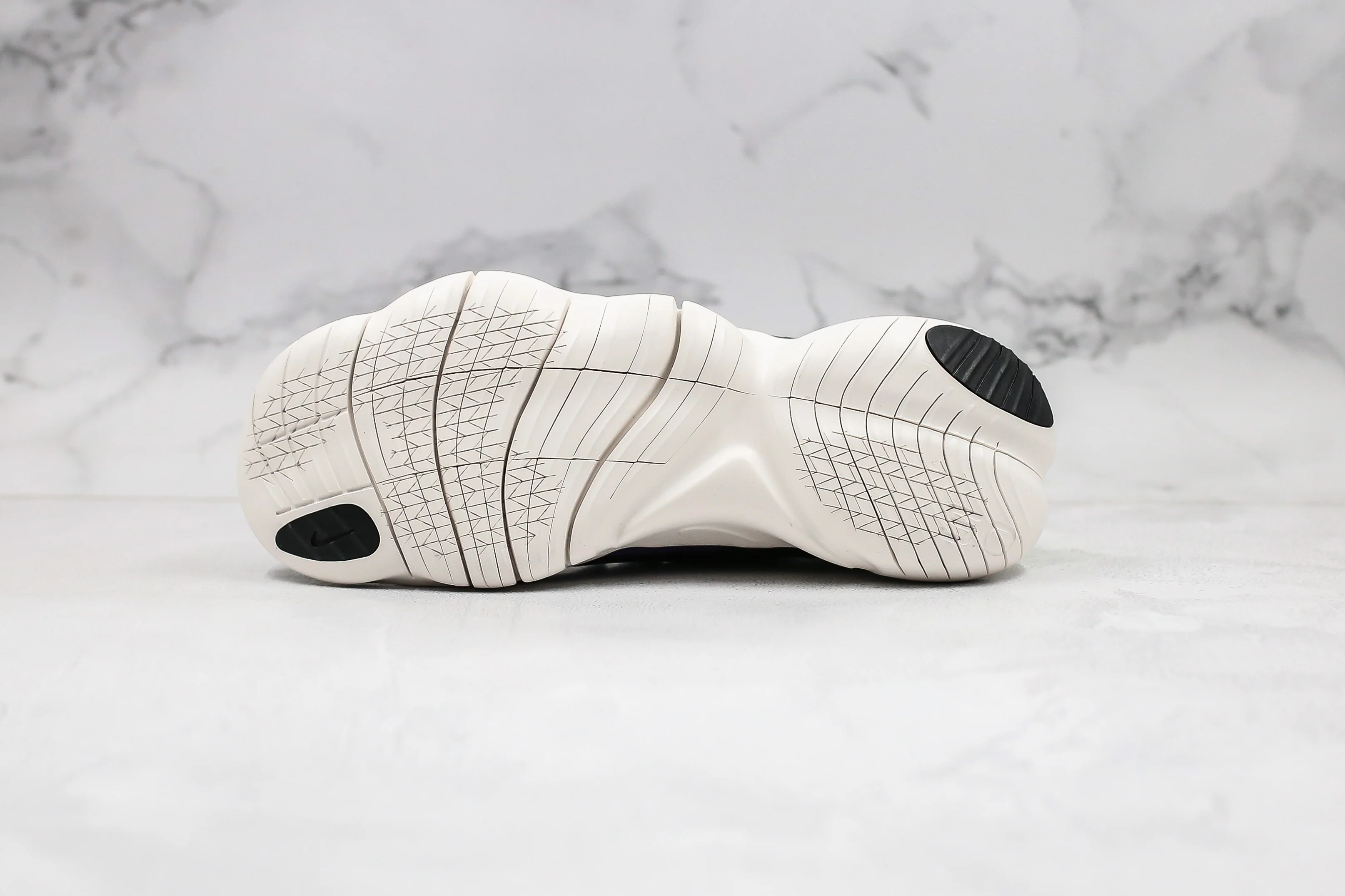 Réplica FREE RN 5.0 - BLACK NEON Nike Sneaker