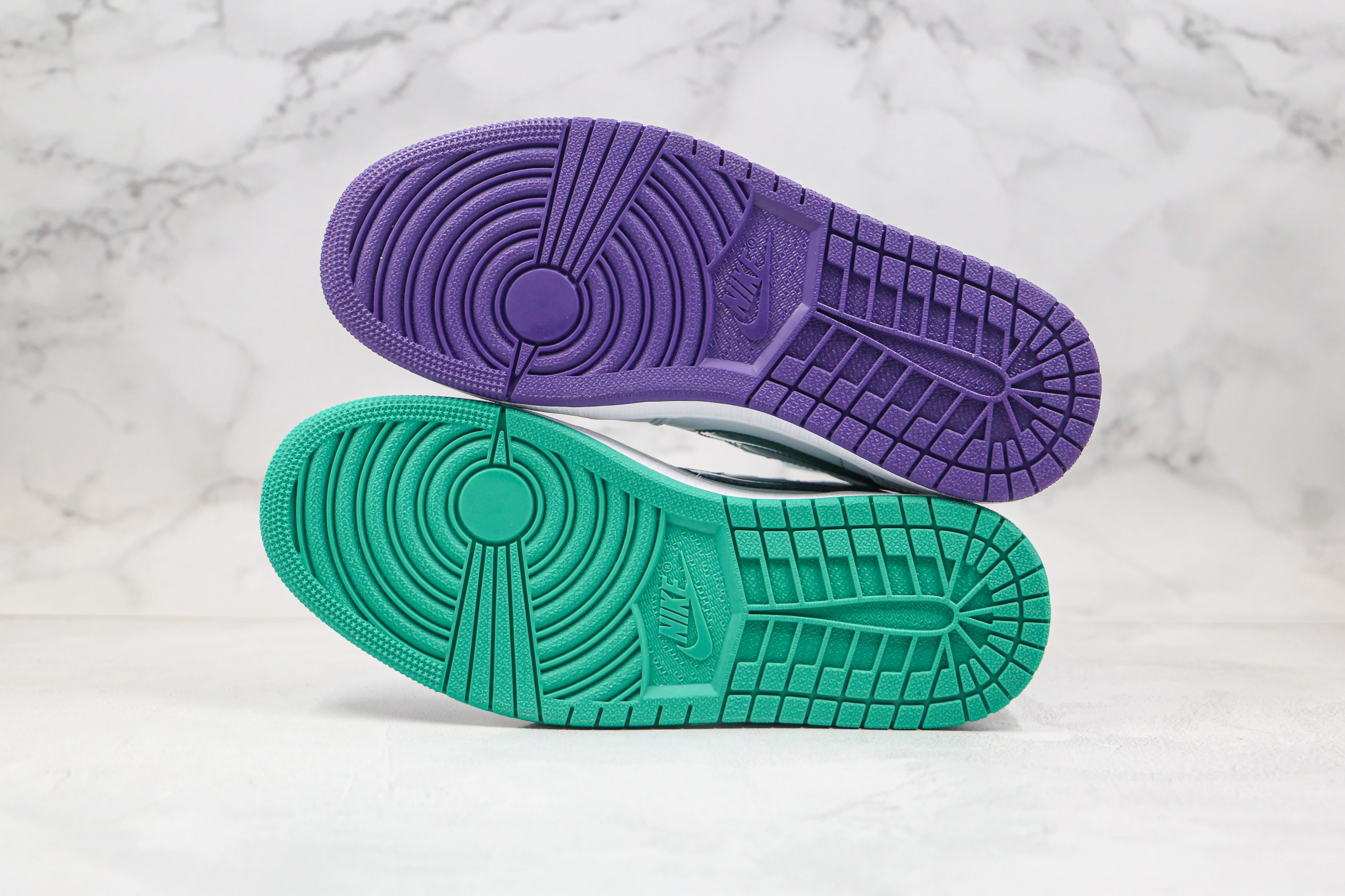 Réplica AIR JORDAN 1 Mid Sneaker