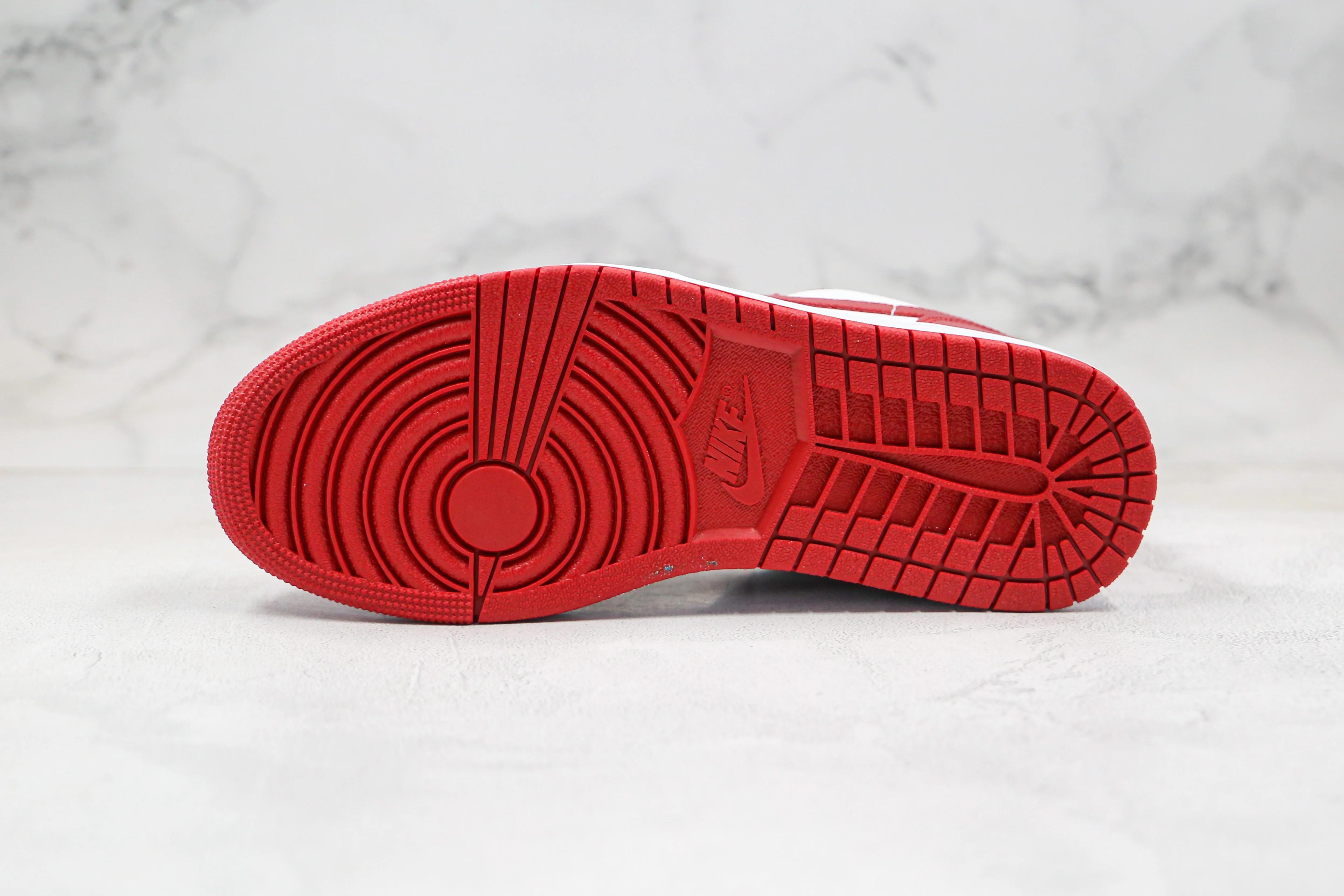 Réplica AIR JORDAN 1 low HELL Sneaker