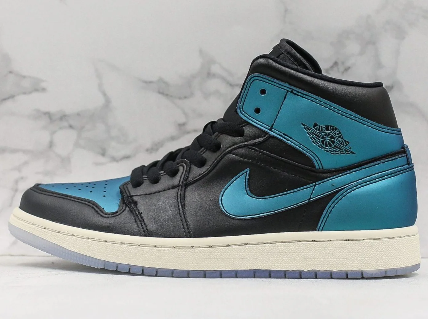 Réplica AIR JORDAN 1 Mid Sneaker