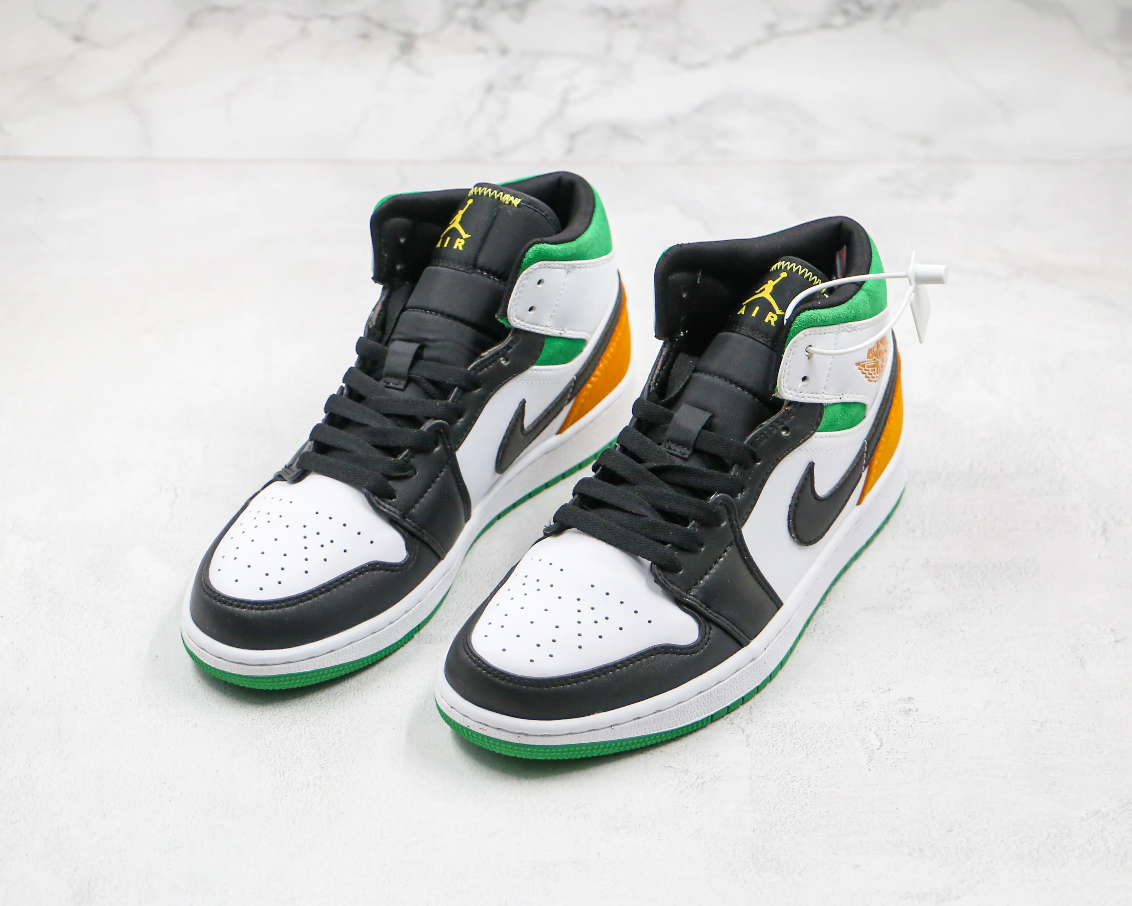 Réplica AIR JORDAN 1 Mid Sneaker