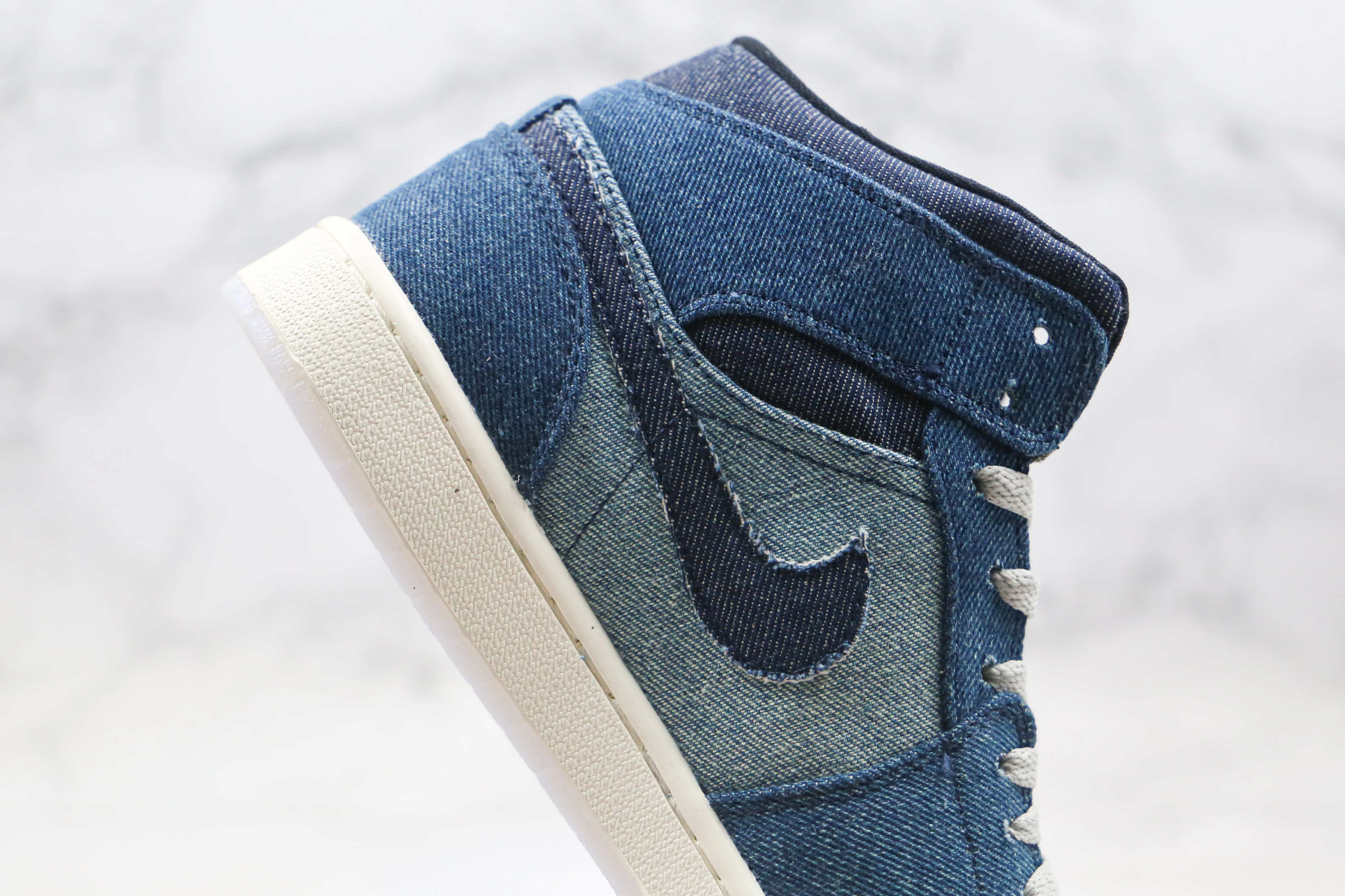 Réplica AIR JORDAN 1 Mid Sneaker