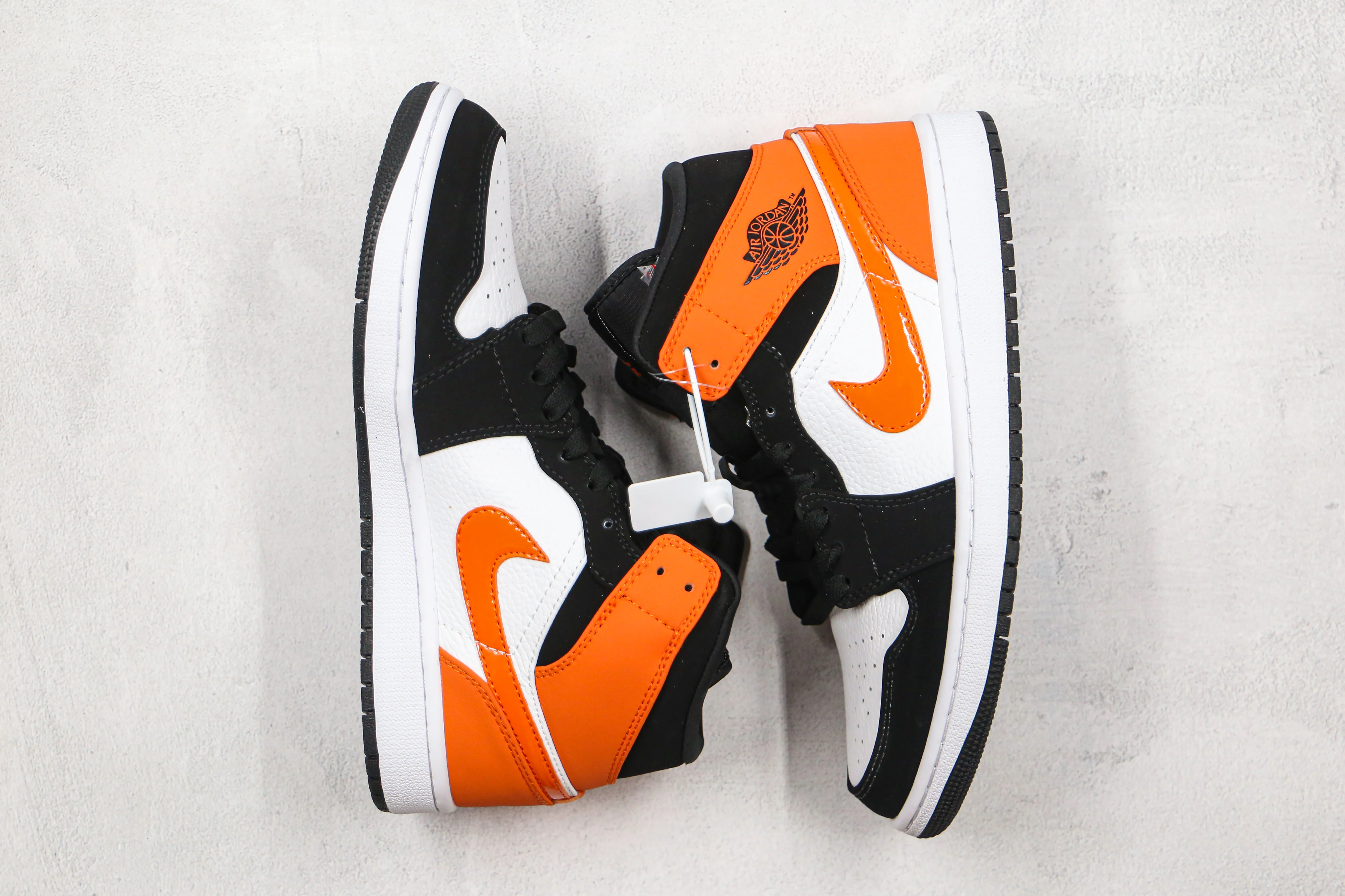 Réplica AIR JORDAN 1 Mid Sneaker