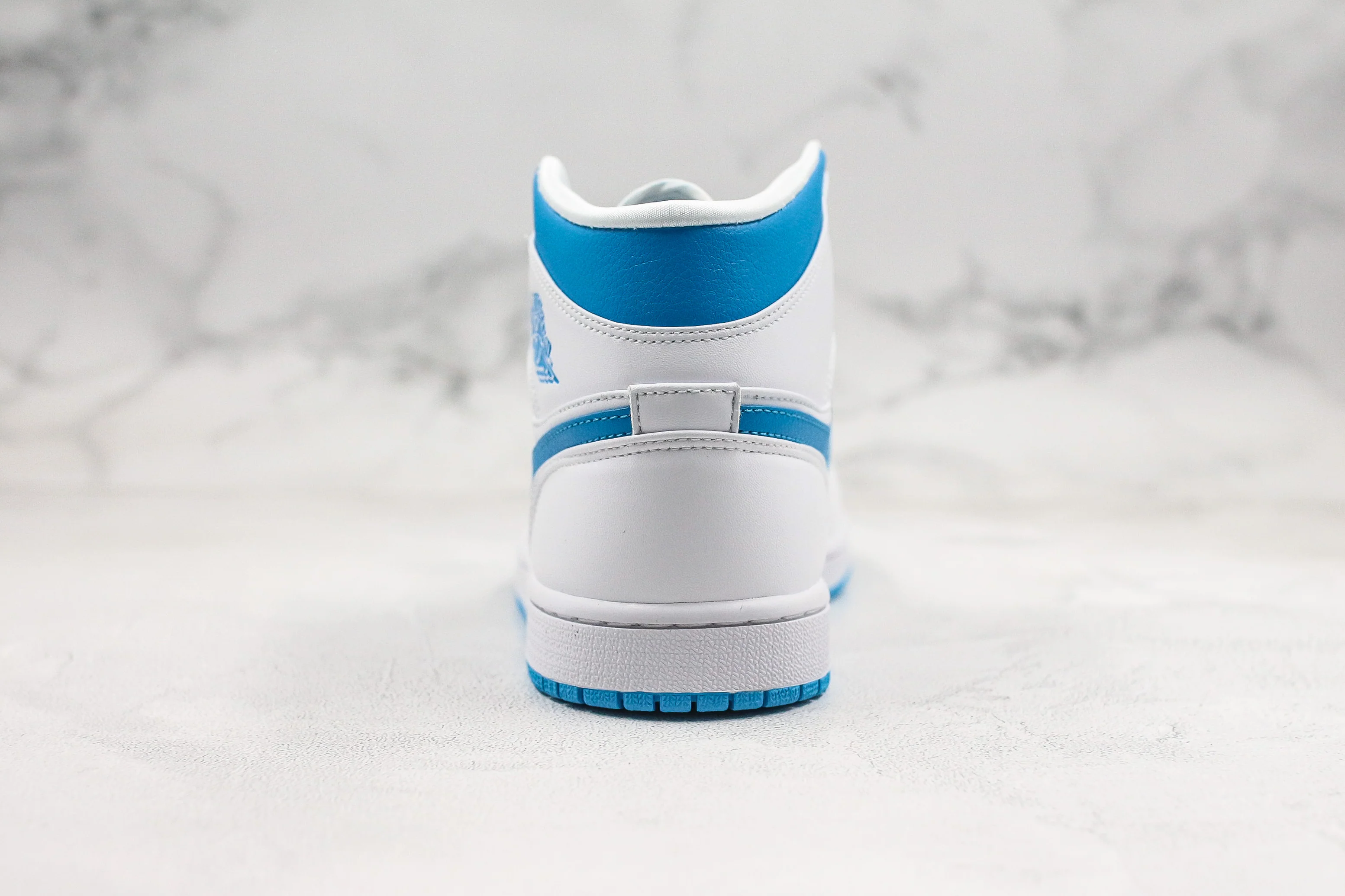 Réplica AIR JORDAN 1 mid Sneaker