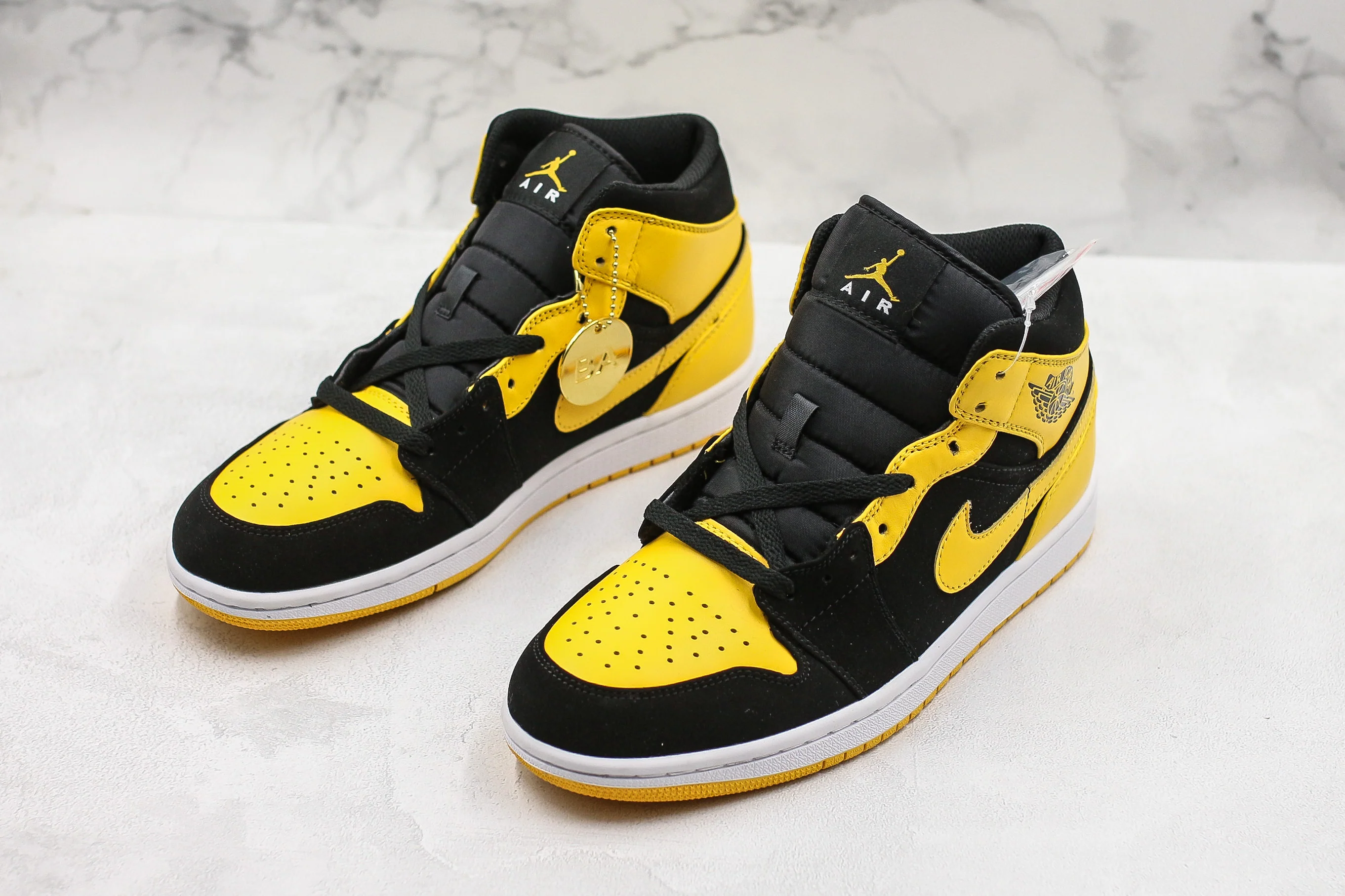 Réplica AIR JORDAN 1 Mid Sneaker