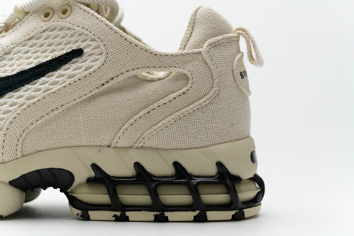 Réplica AIR ZOOM SPIRIDON CAGE 2 STUSSY FOSSIL Nike Sneaker