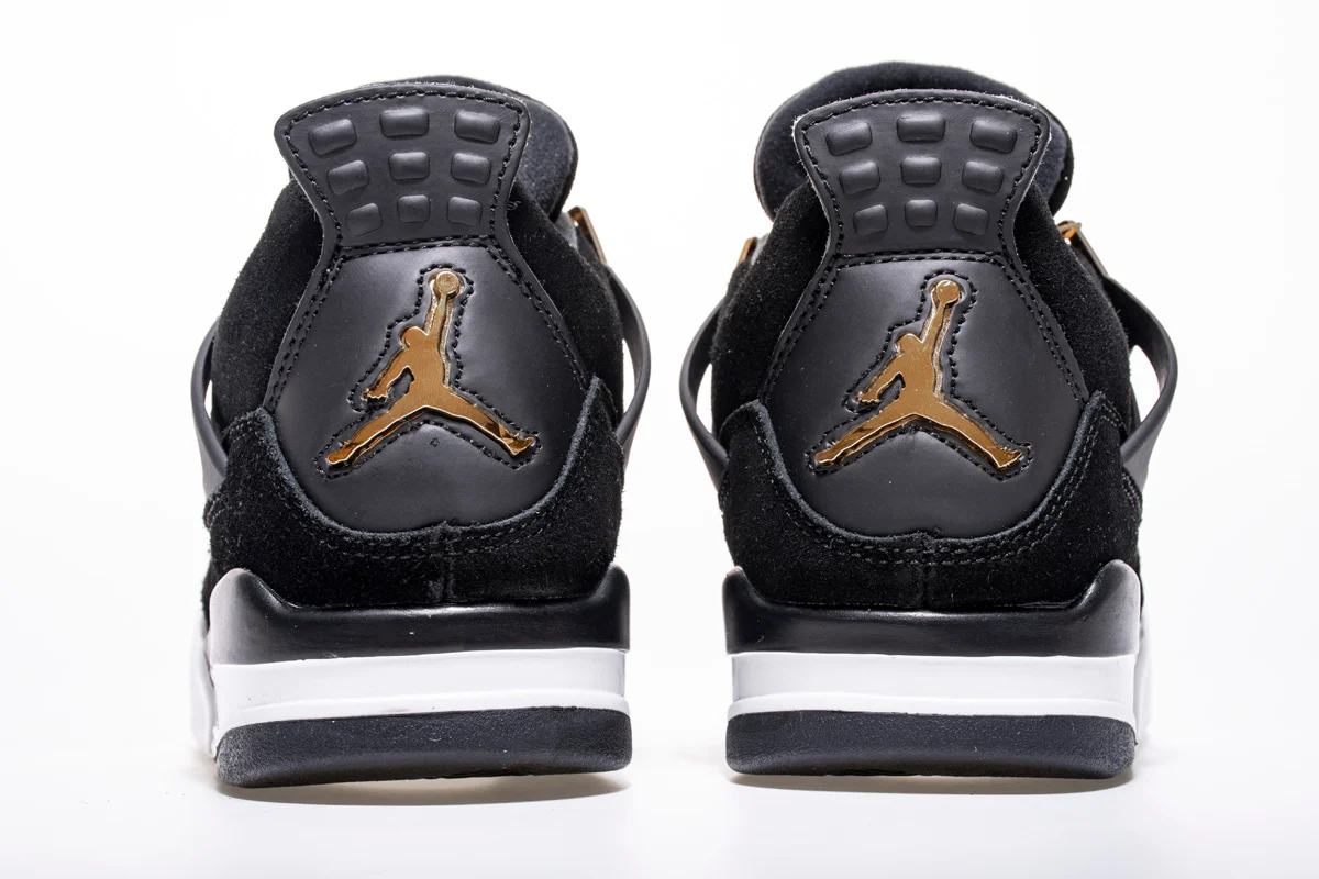 Réplica AIR JORDAN 4 “royalty” Sneaker