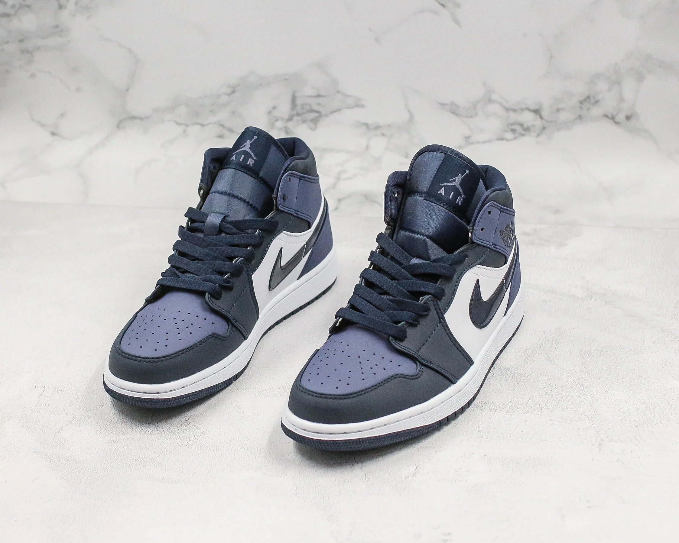 Réplica AIR JORDAN 1 Mid Sneaker