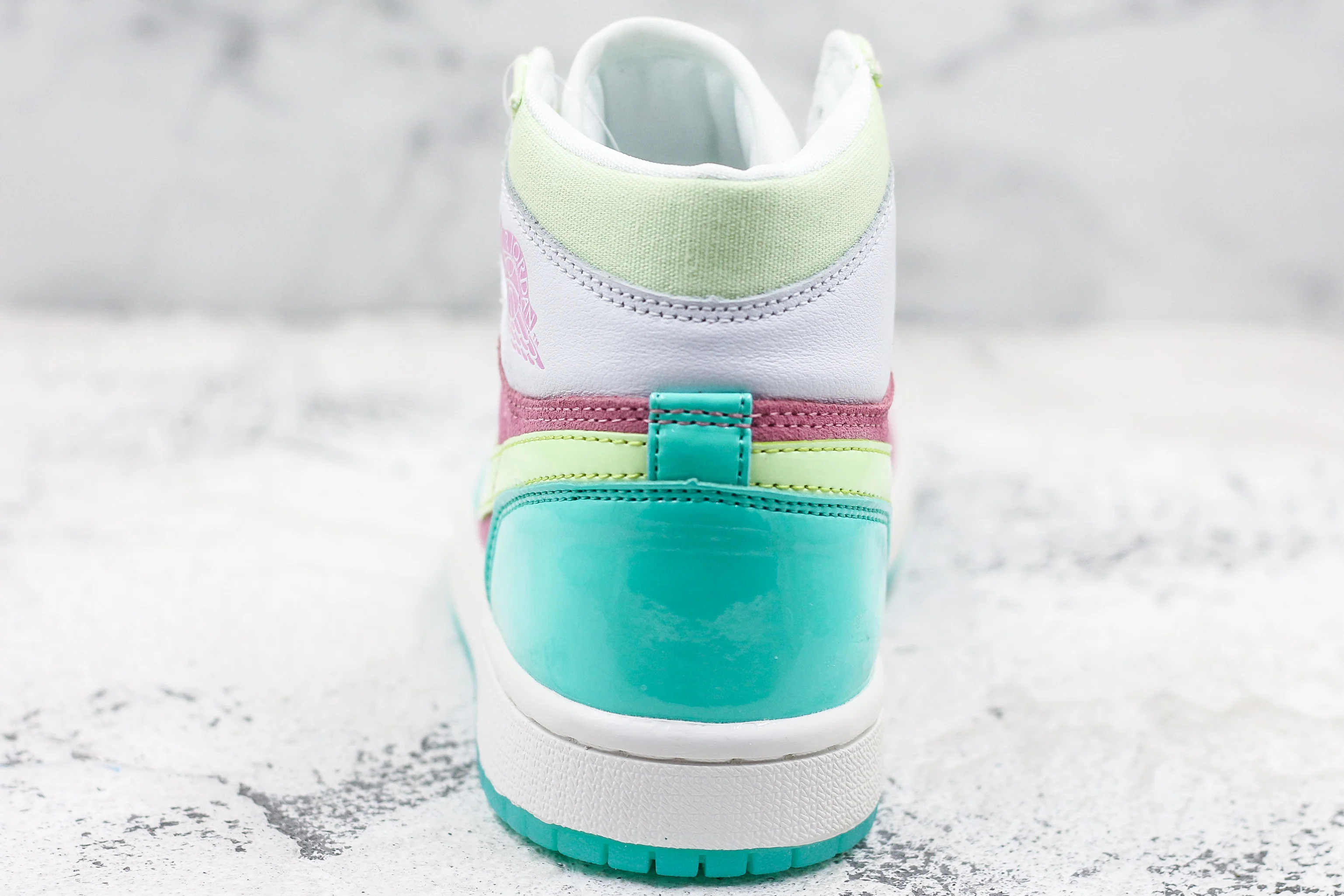 Réplica AIR JORDAN 1 mid Sneaker