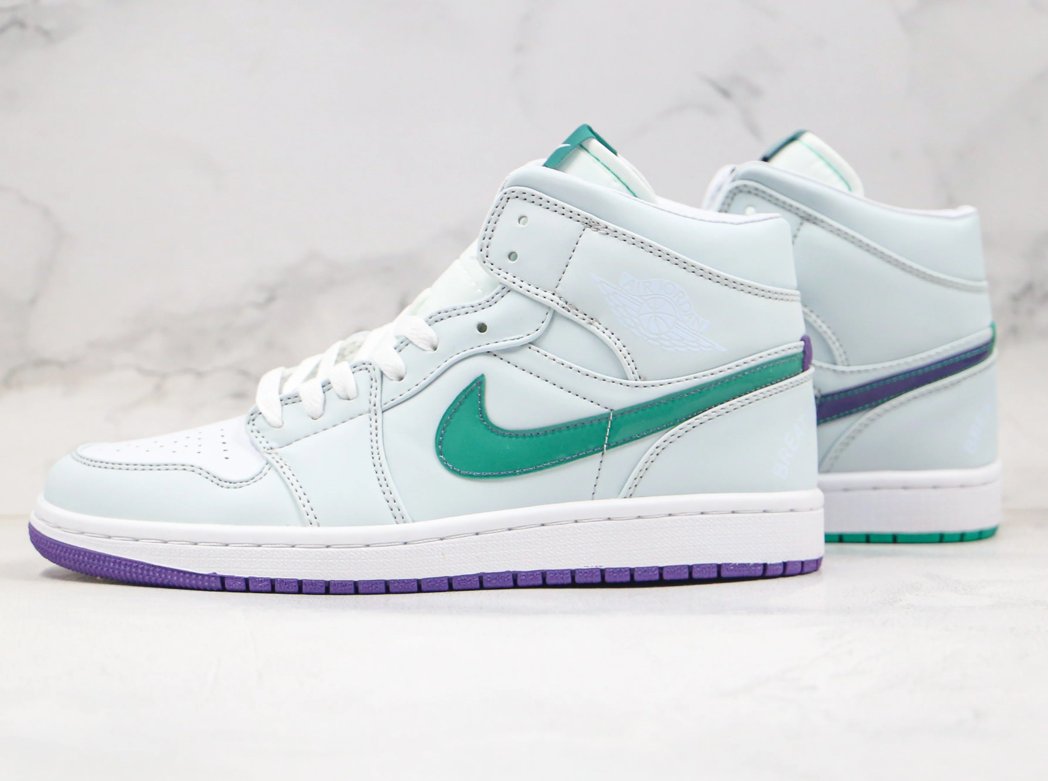 Réplica AIR JORDAN 1 Mid Sneaker