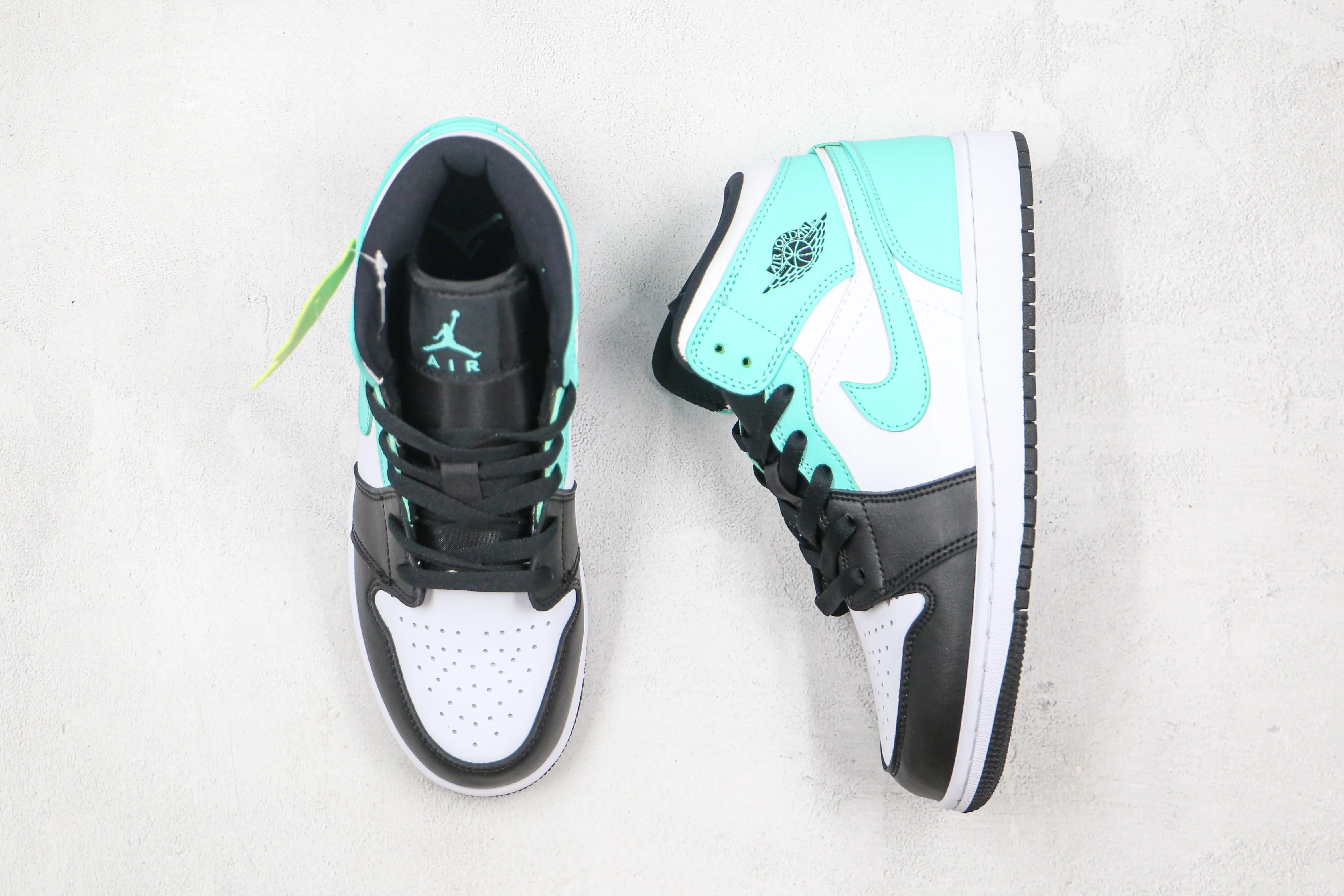 Réplica AIR JORDAN 1 Mid Sneaker