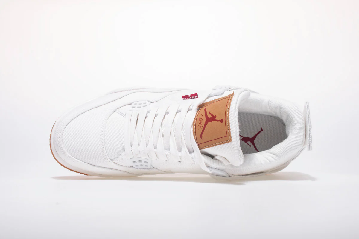 Réplica AIR JORDAN 4 “levis white” Sneaker