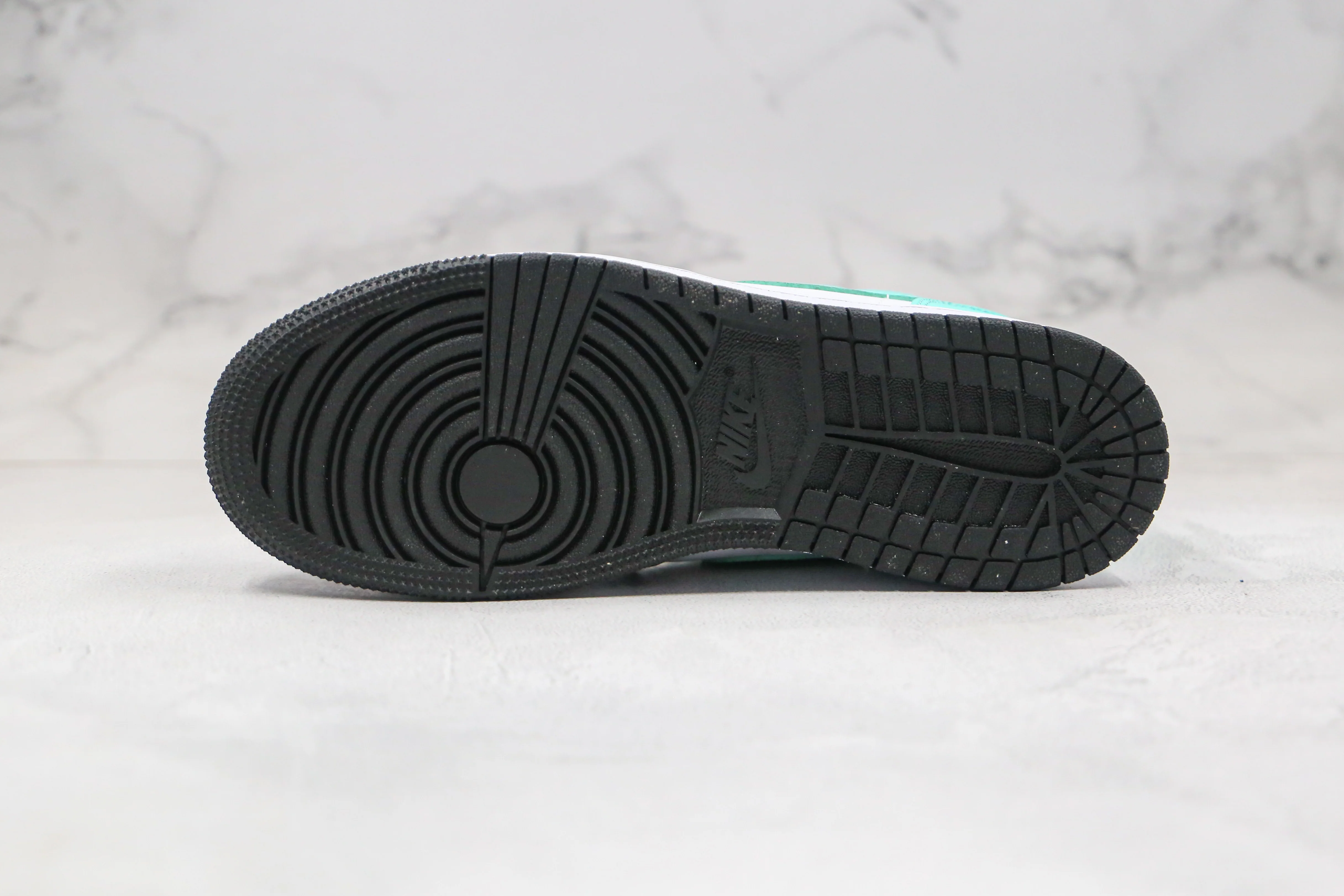 Réplica AIR JORDAN 1 Mid Sneaker