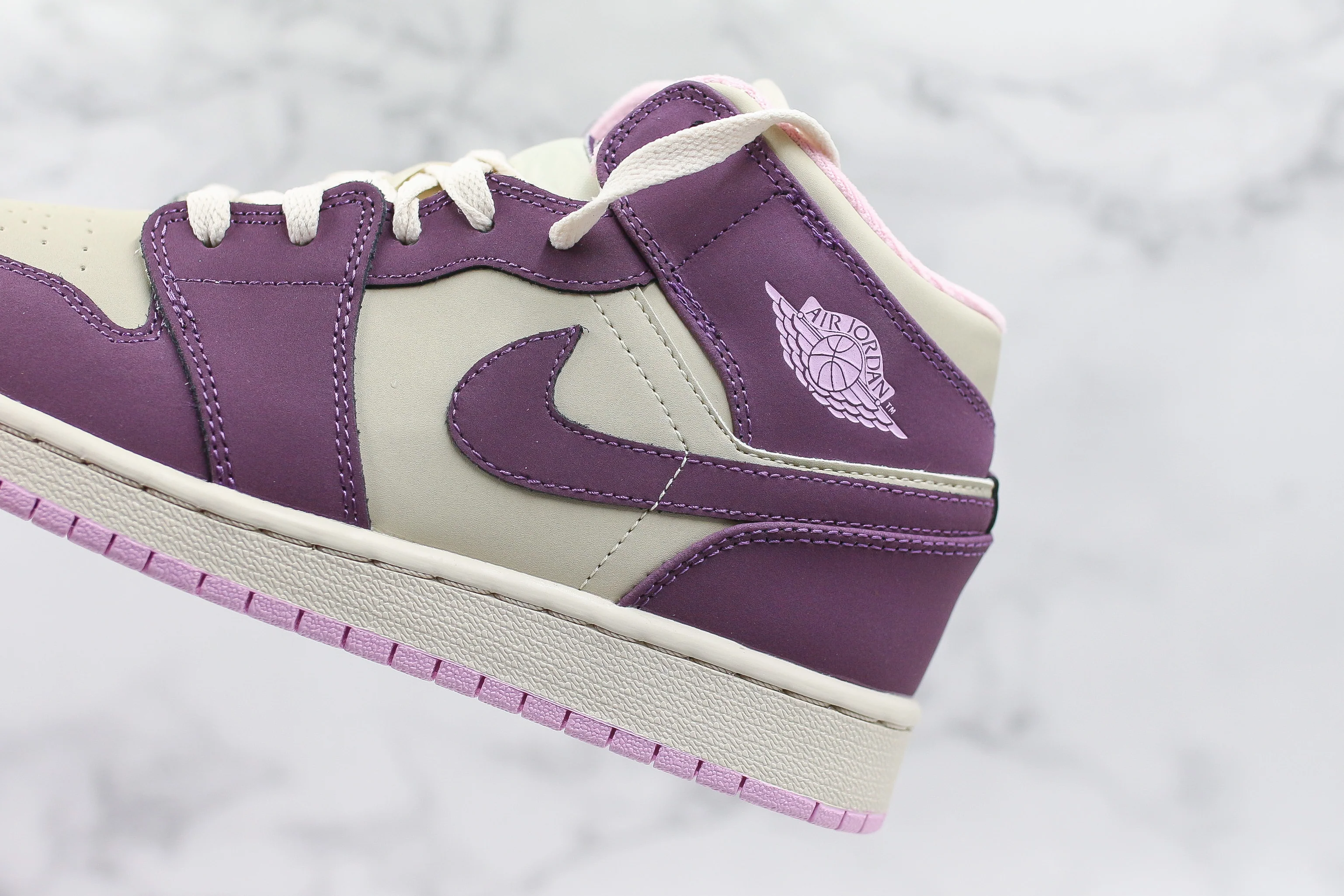 Réplica AIR JORDAN 1 mid Sneaker