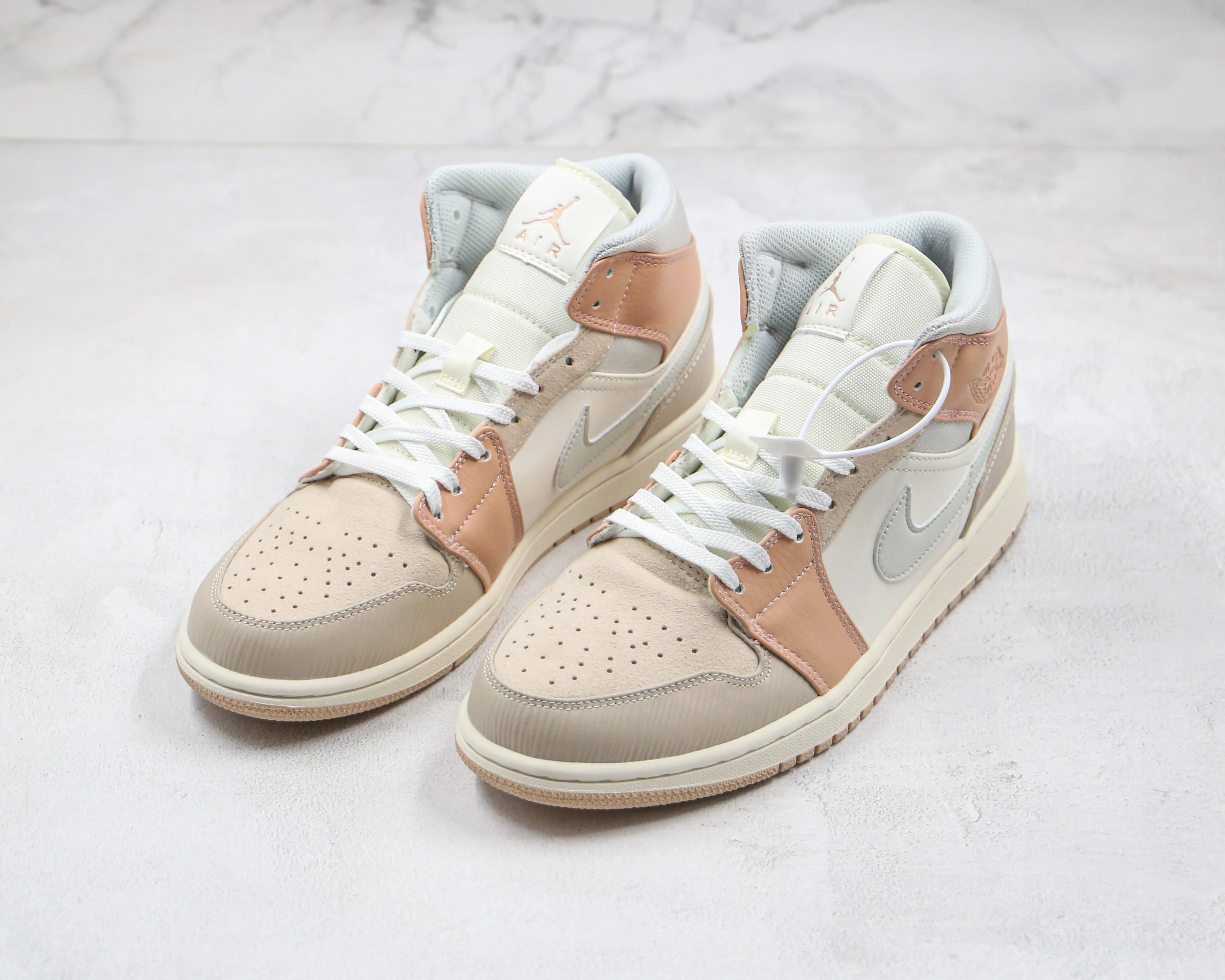 Réplica AIR JORDAN 1 Mid Sneaker