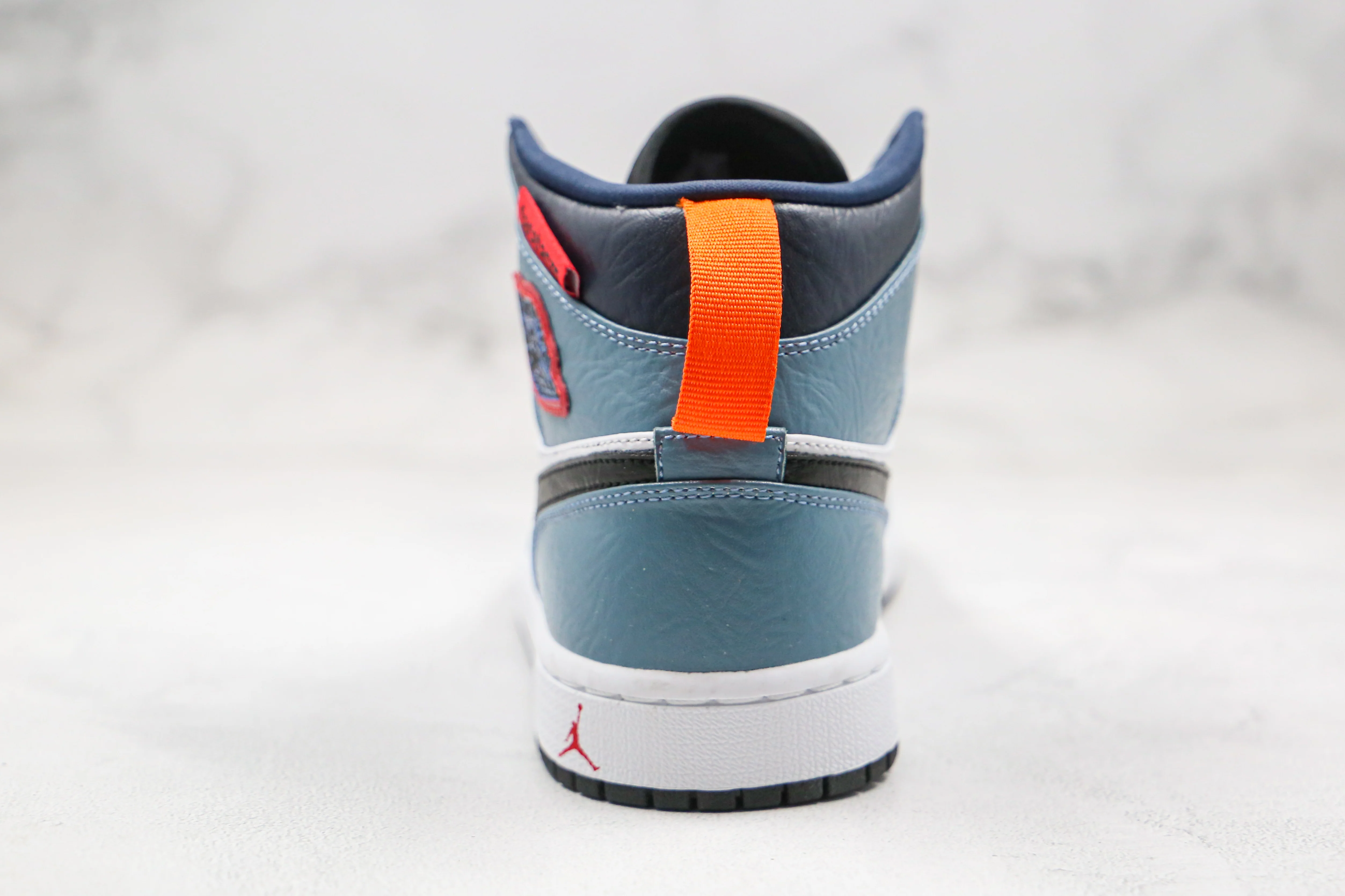 Réplica AIR JORDAN 1 Mid Sneaker