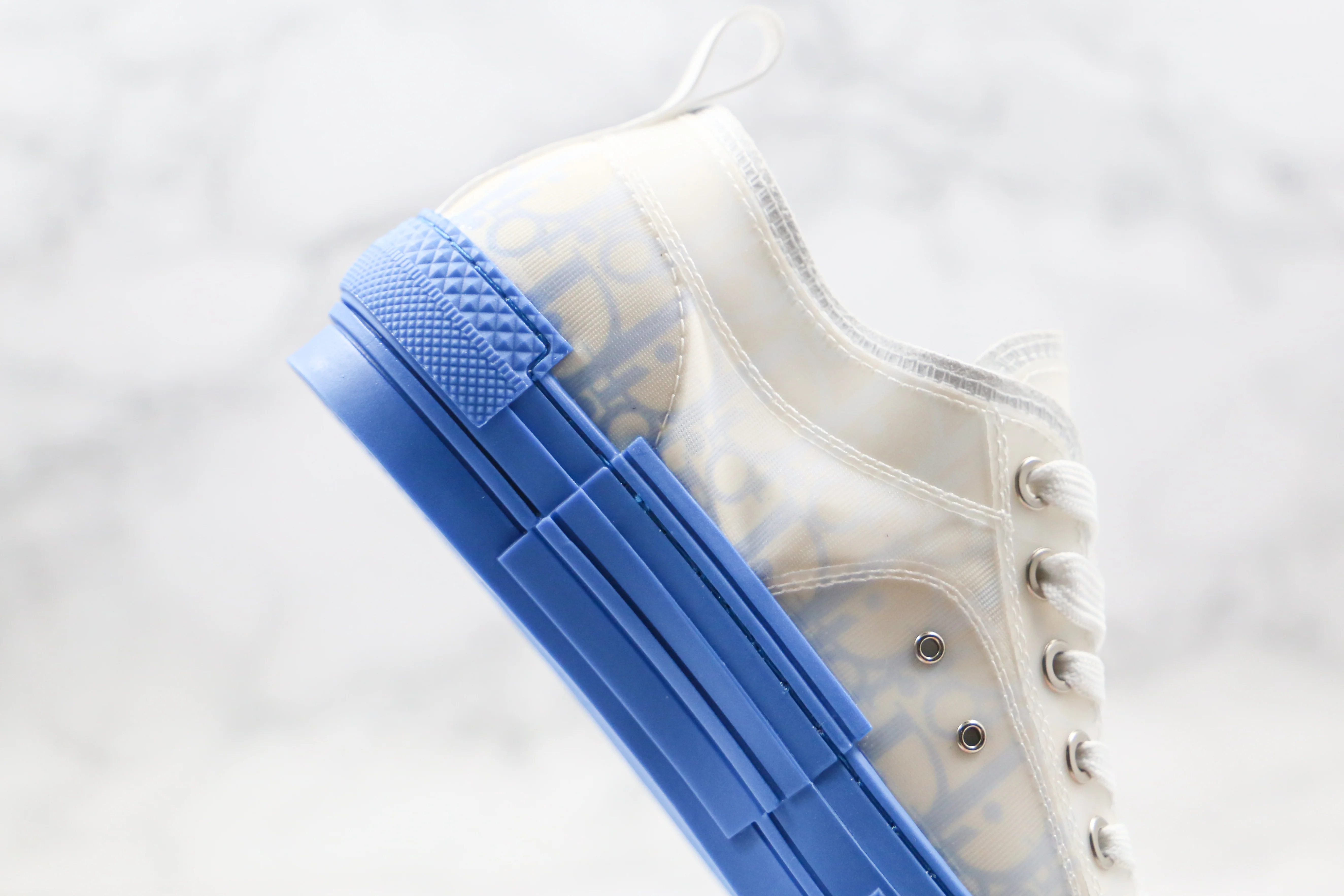 Réplica DIOR LOW WHITE BLUE SKY Sneaker
