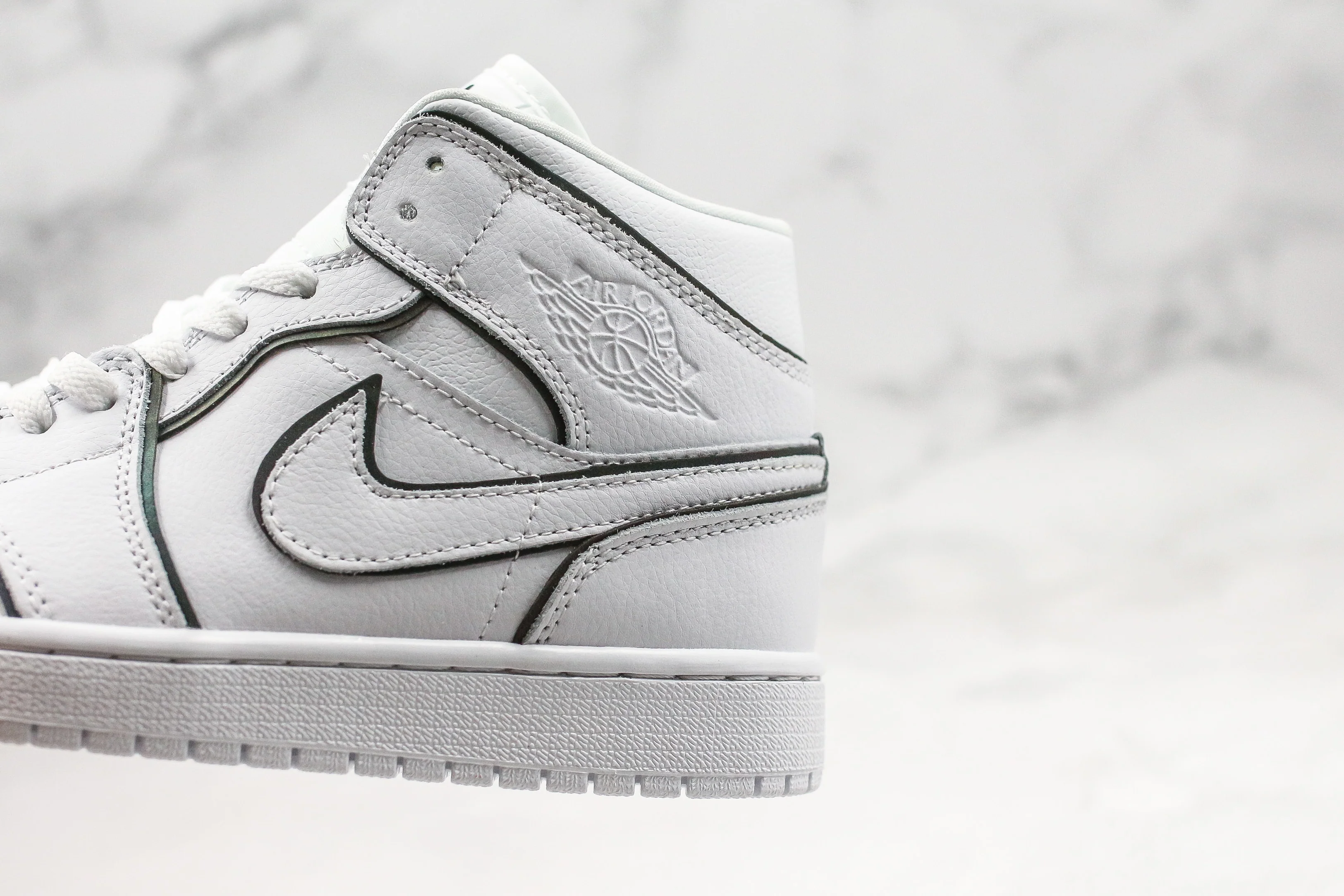 Réplica AIR JORDAN 1 mid Sneaker