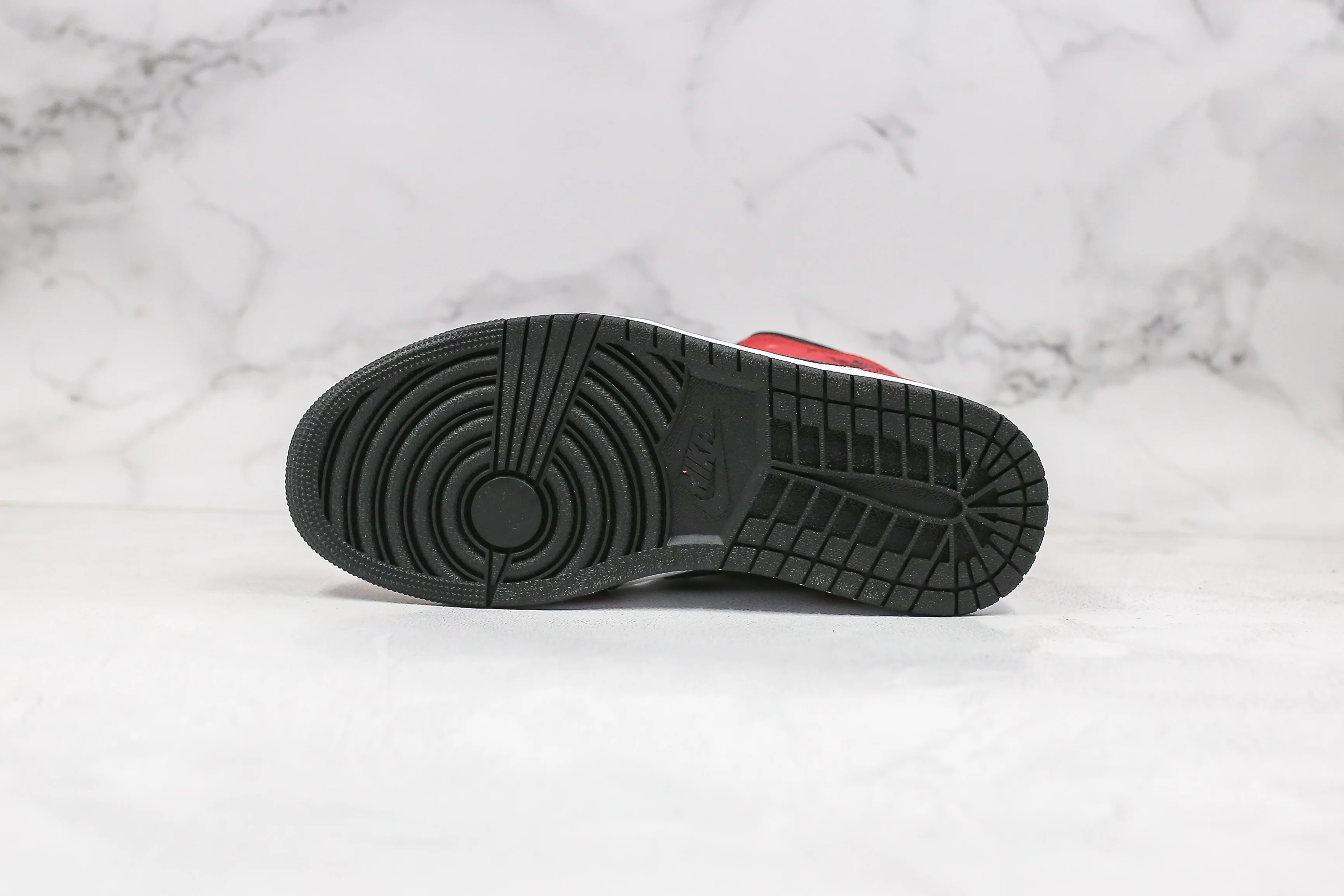 Réplica AIR JORDAN 1 mid Sneaker
