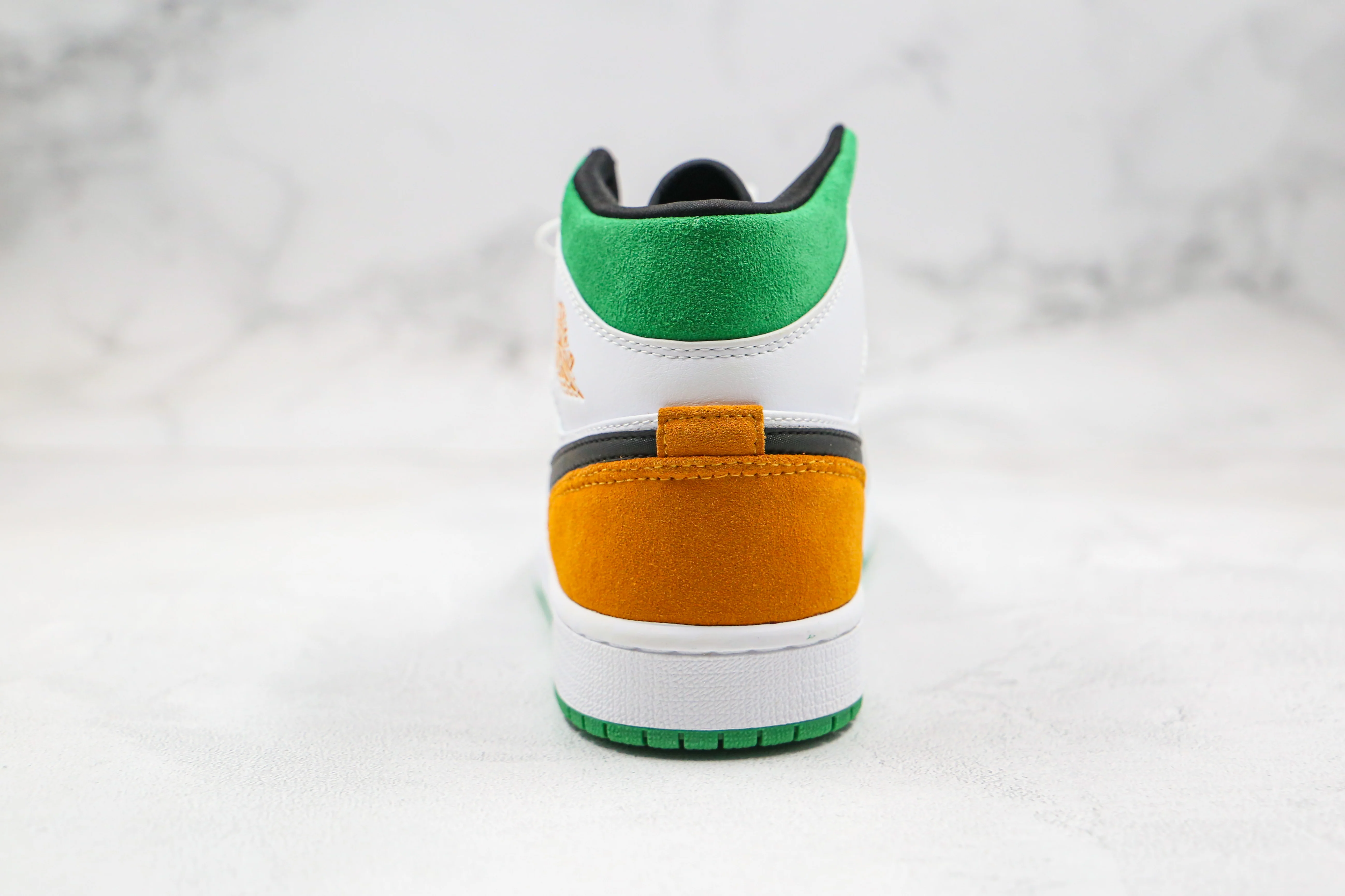 Réplica AIR JORDAN 1 Mid Sneaker