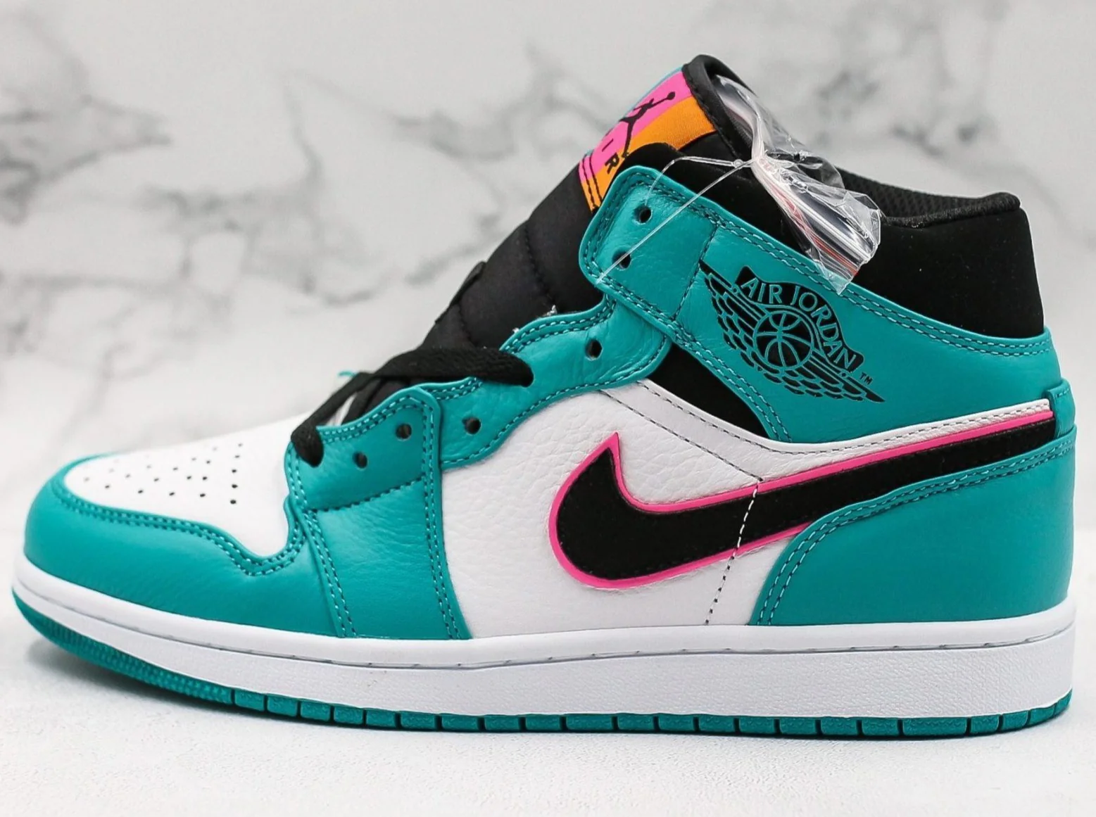 Réplica AIR JORDAN 1 Mid Sneaker