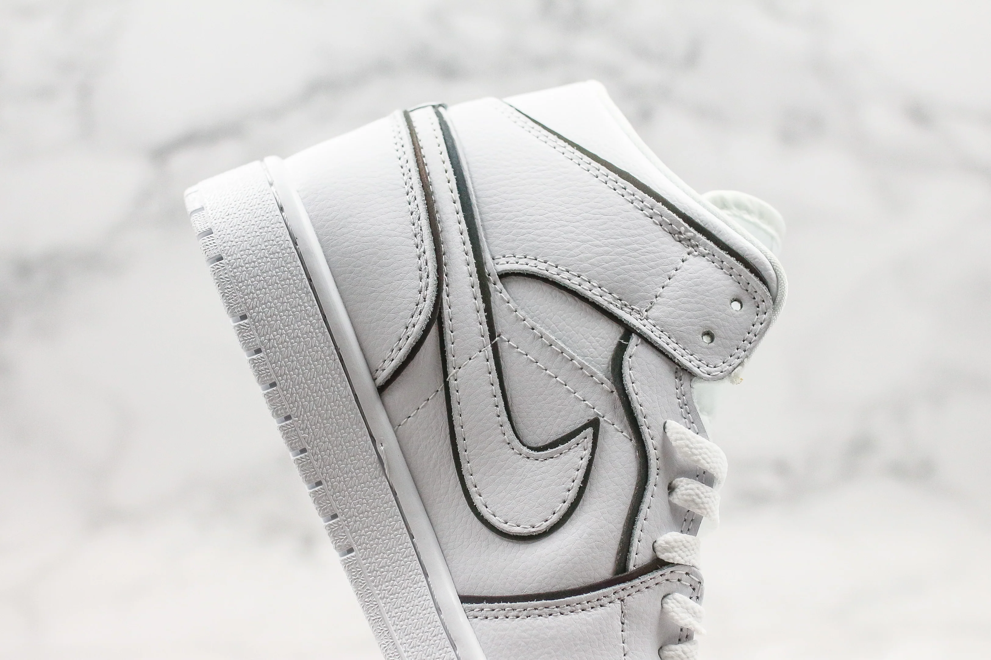 Réplica AIR JORDAN 1 mid Sneaker