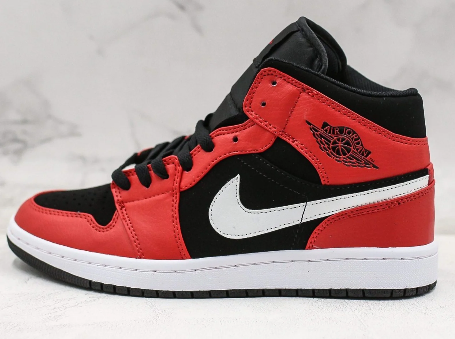 Réplica AIR JORDAN 1 mid Sneaker