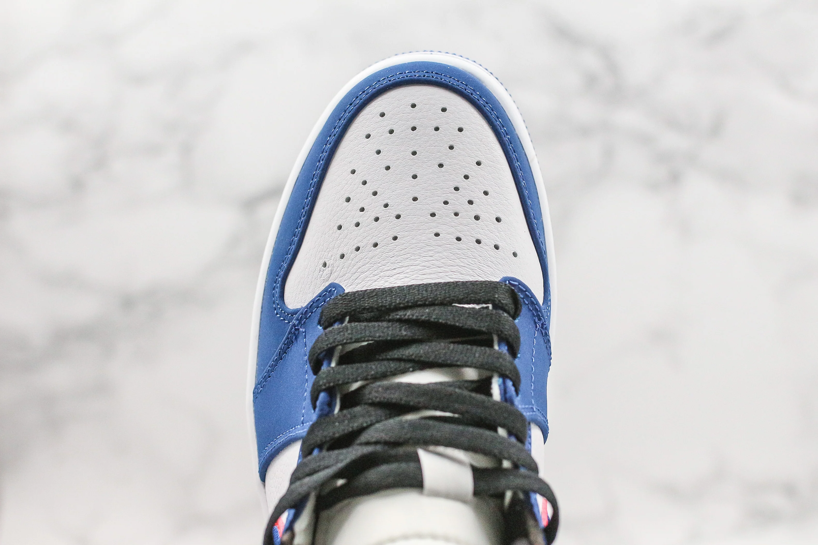 Réplica AIR JORDAN 1 mid Sneaker