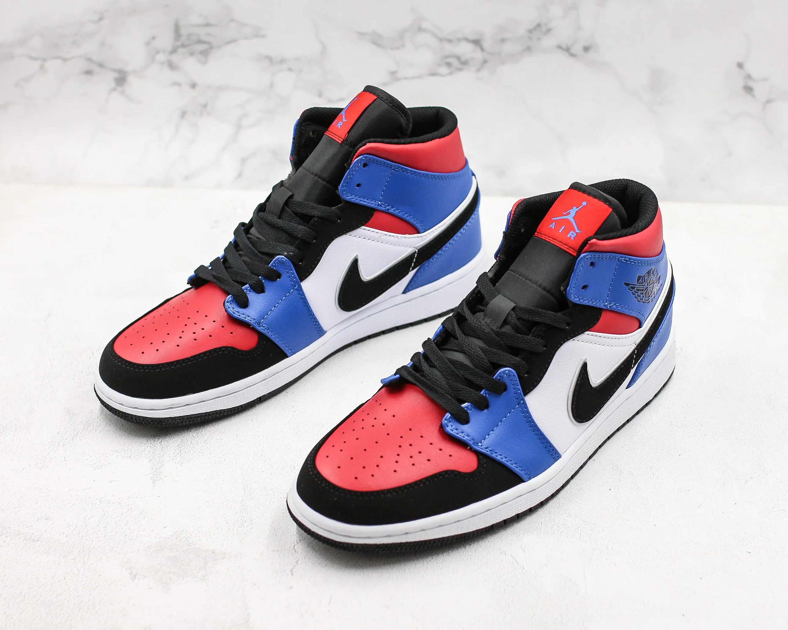 Réplica AIR JORDAN 1 mid Sneaker