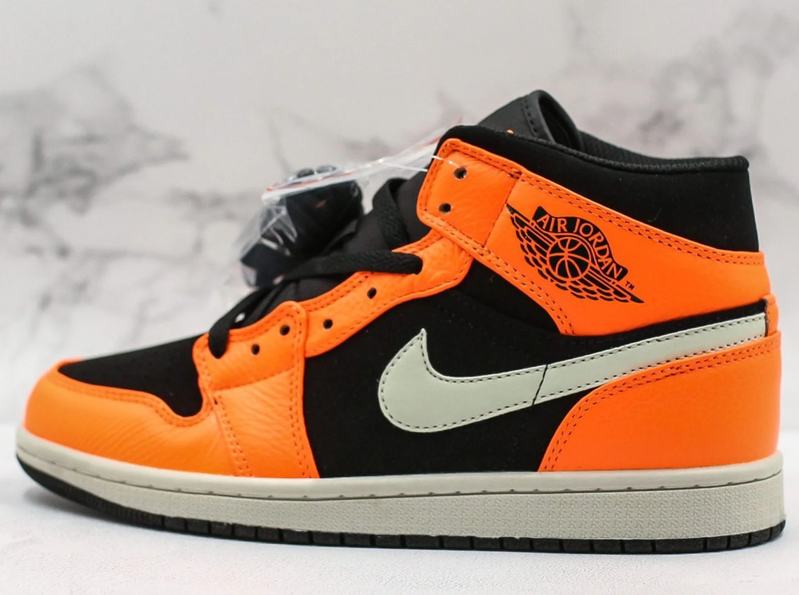 Réplica AIR JORDAN 1 Mid Sneaker