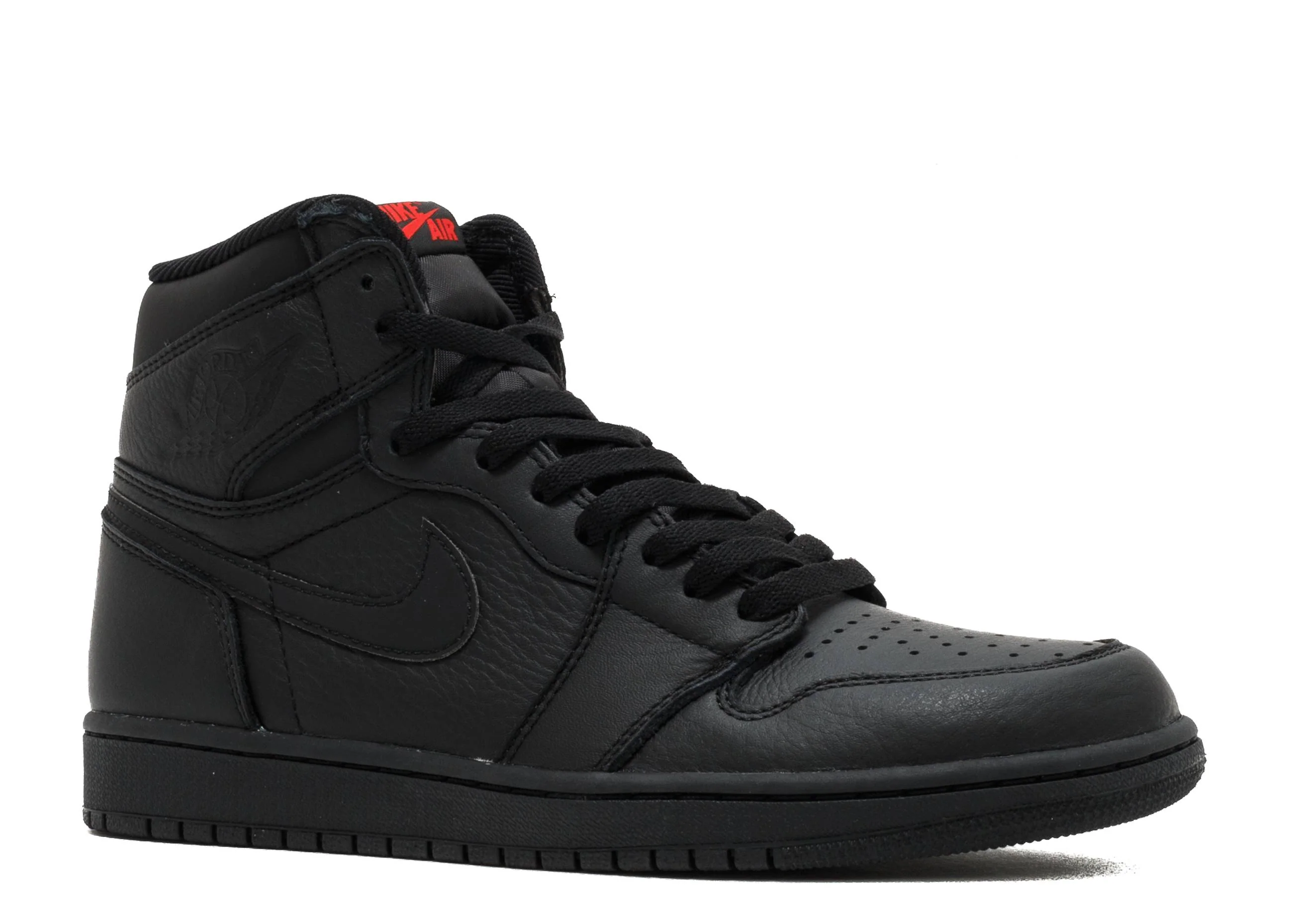 Réplica AIR JORDAN 1 RETRO TRIPLE BLACK Sneaker