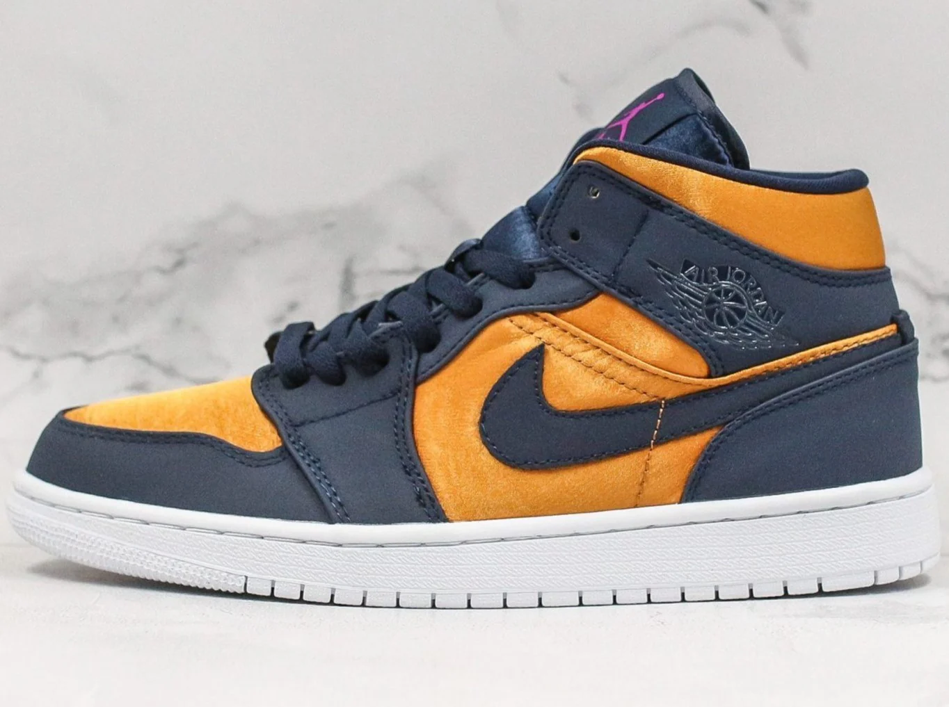 Réplica AIR JORDAN 1 mid Sneaker