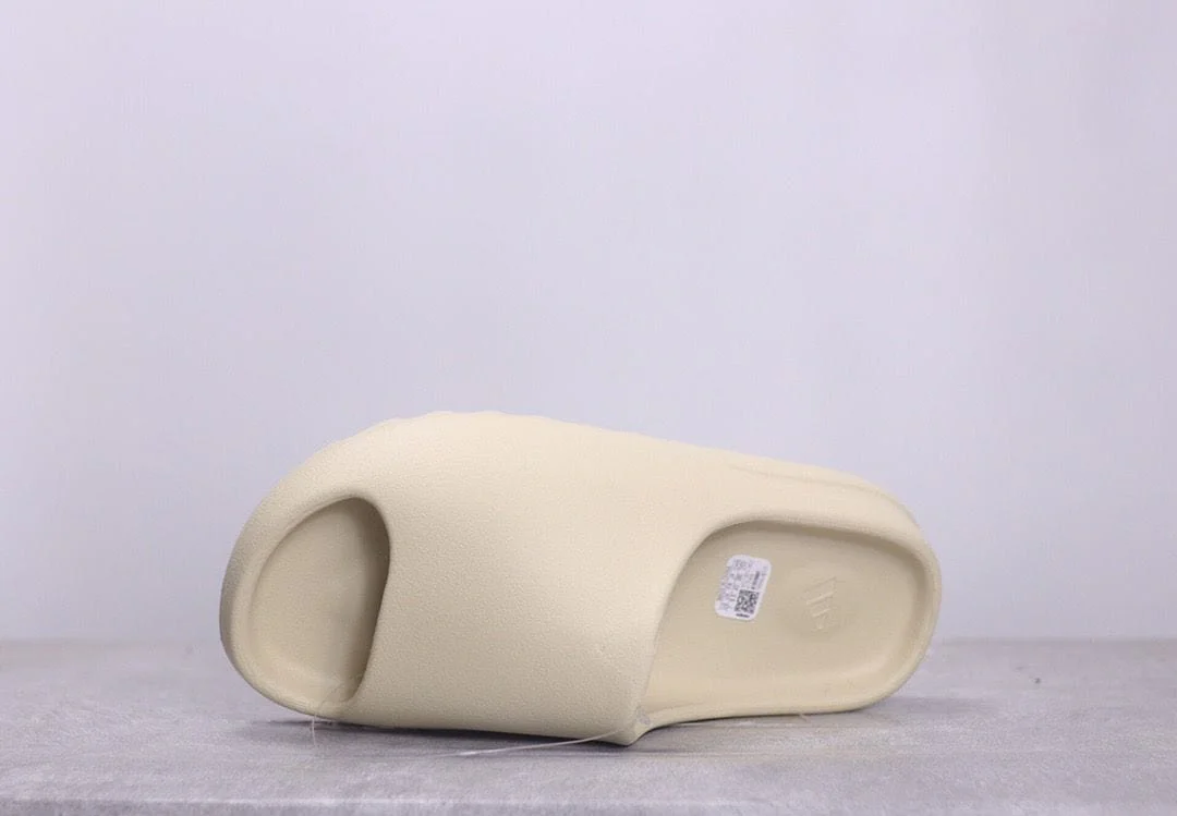 Réplica CHANCLAS YEEZY Nike Sneaker
