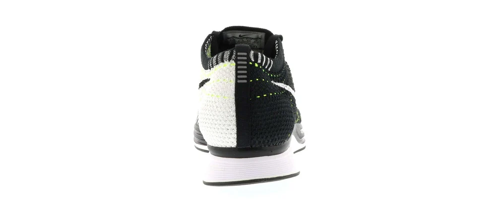 Réplica RACER FLYKNIT BLACK WHITE VOLT Nike Sneaker