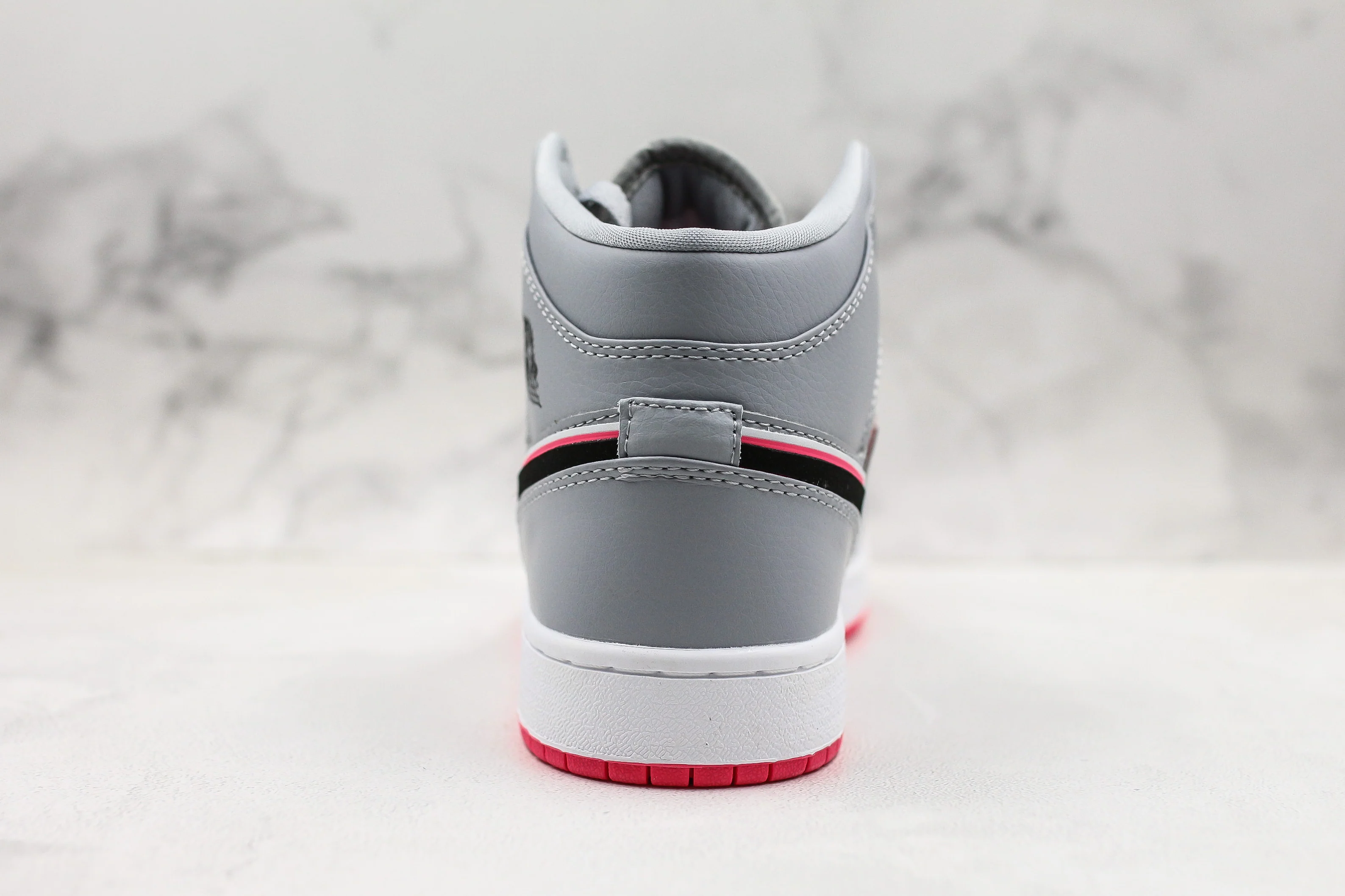 Réplica AIR JORDAN 1 Mid Sneaker