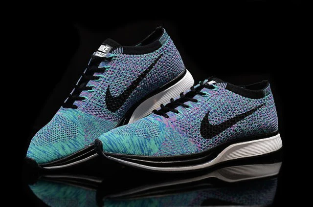 Réplica RACER FLYKNIT MULTICOLOR Nike Sneaker