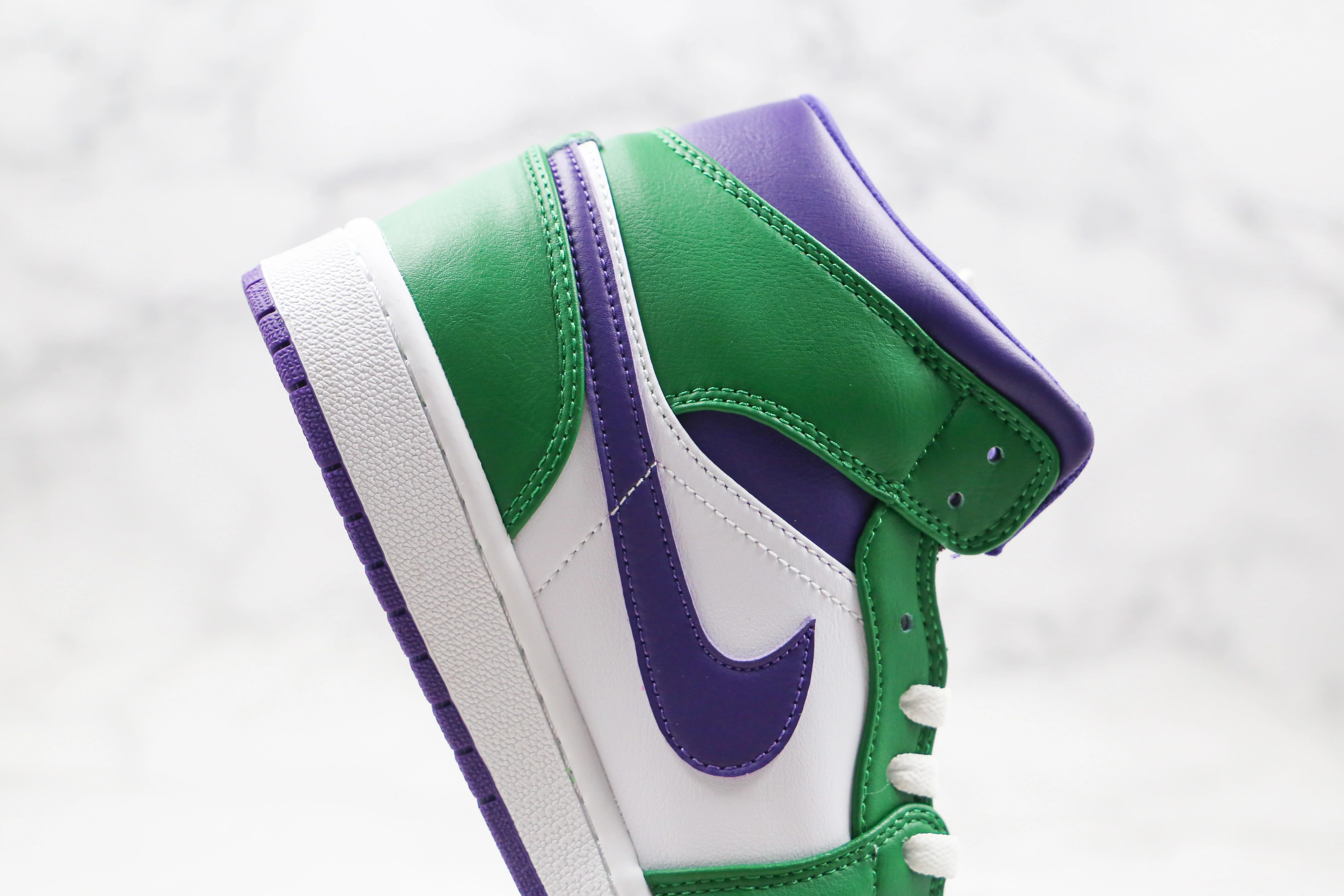 Réplica AIR JORDAN 1 Mid Sneaker
