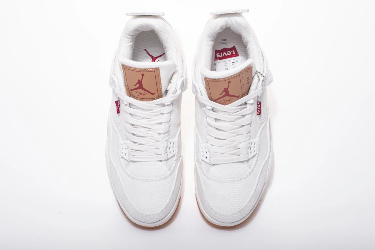 Réplica AIR JORDAN 4 “levis white” Sneaker
