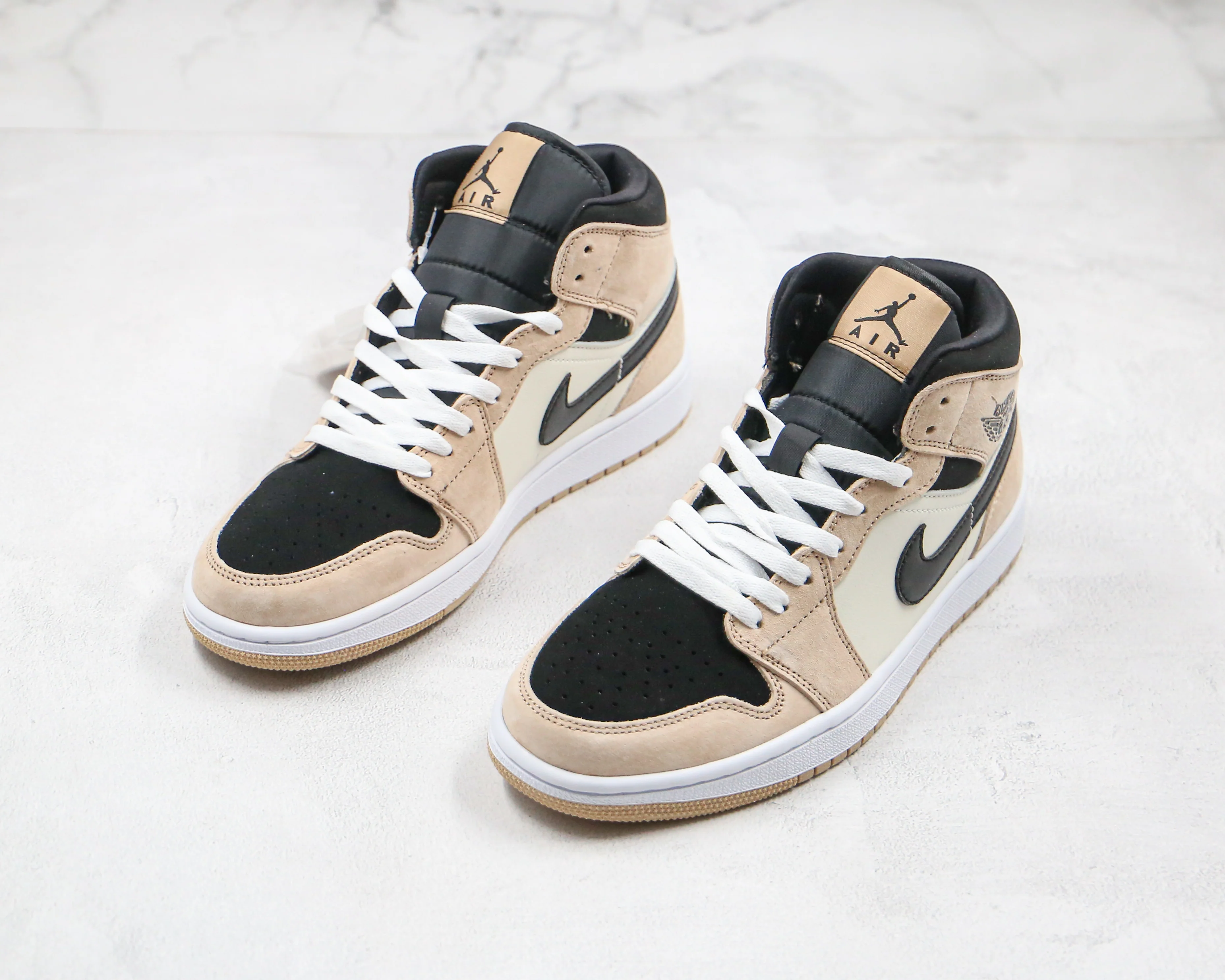 Réplica AIR JORDAN 1 Mid Sneaker