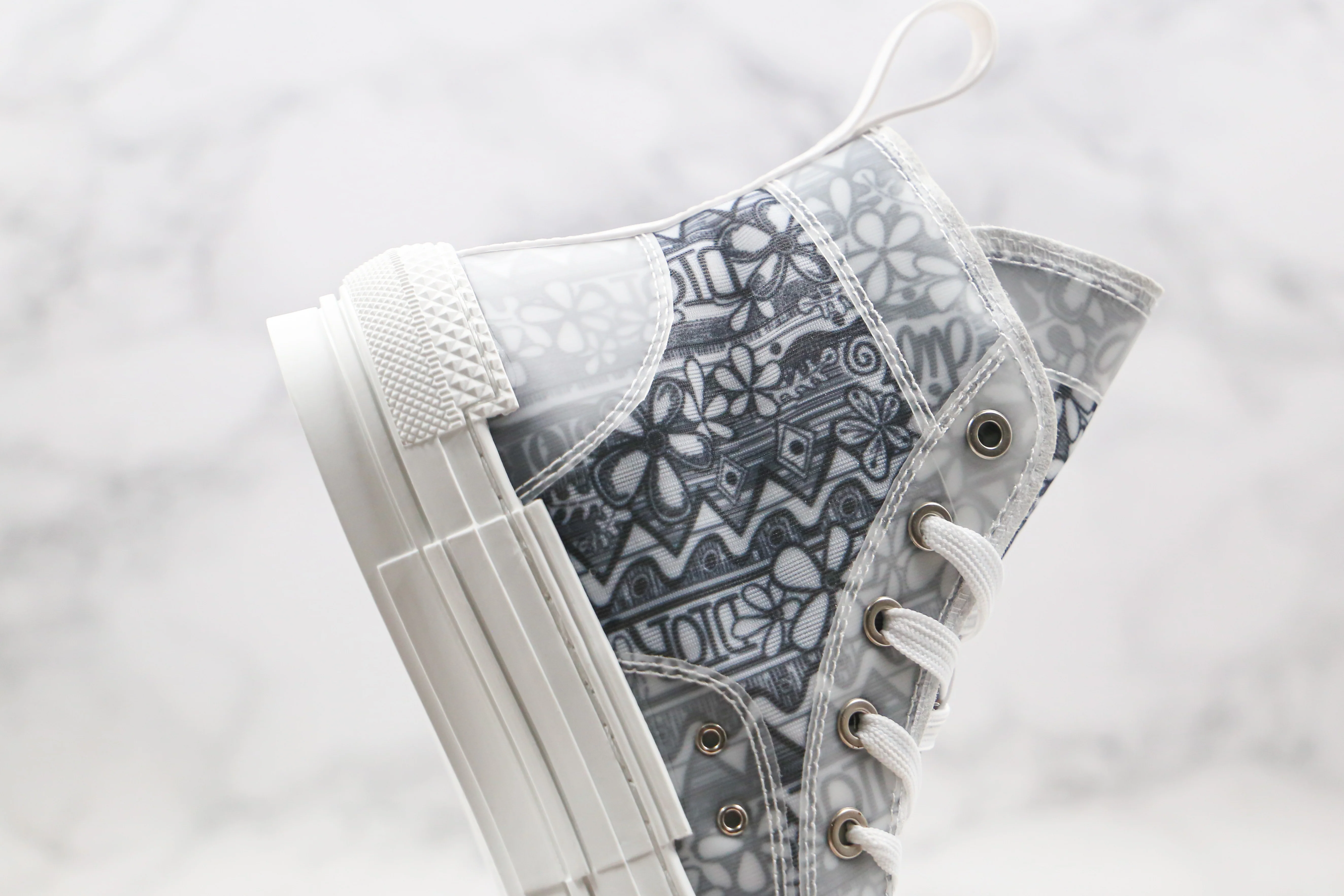 Réplica DIOR HIGH FLOWERS Sneaker